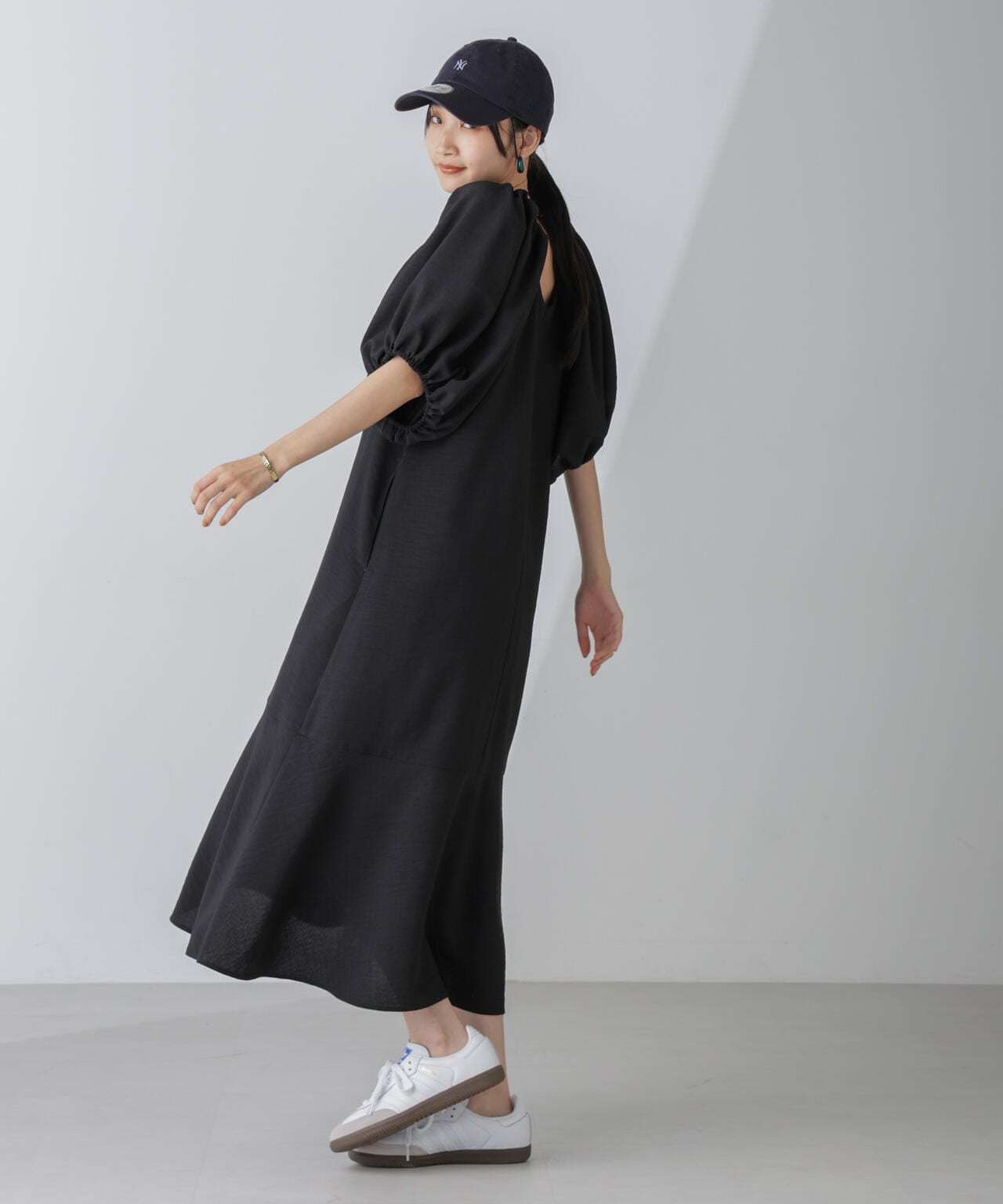 ボリュームスリーブフレアワンピース 6734219308