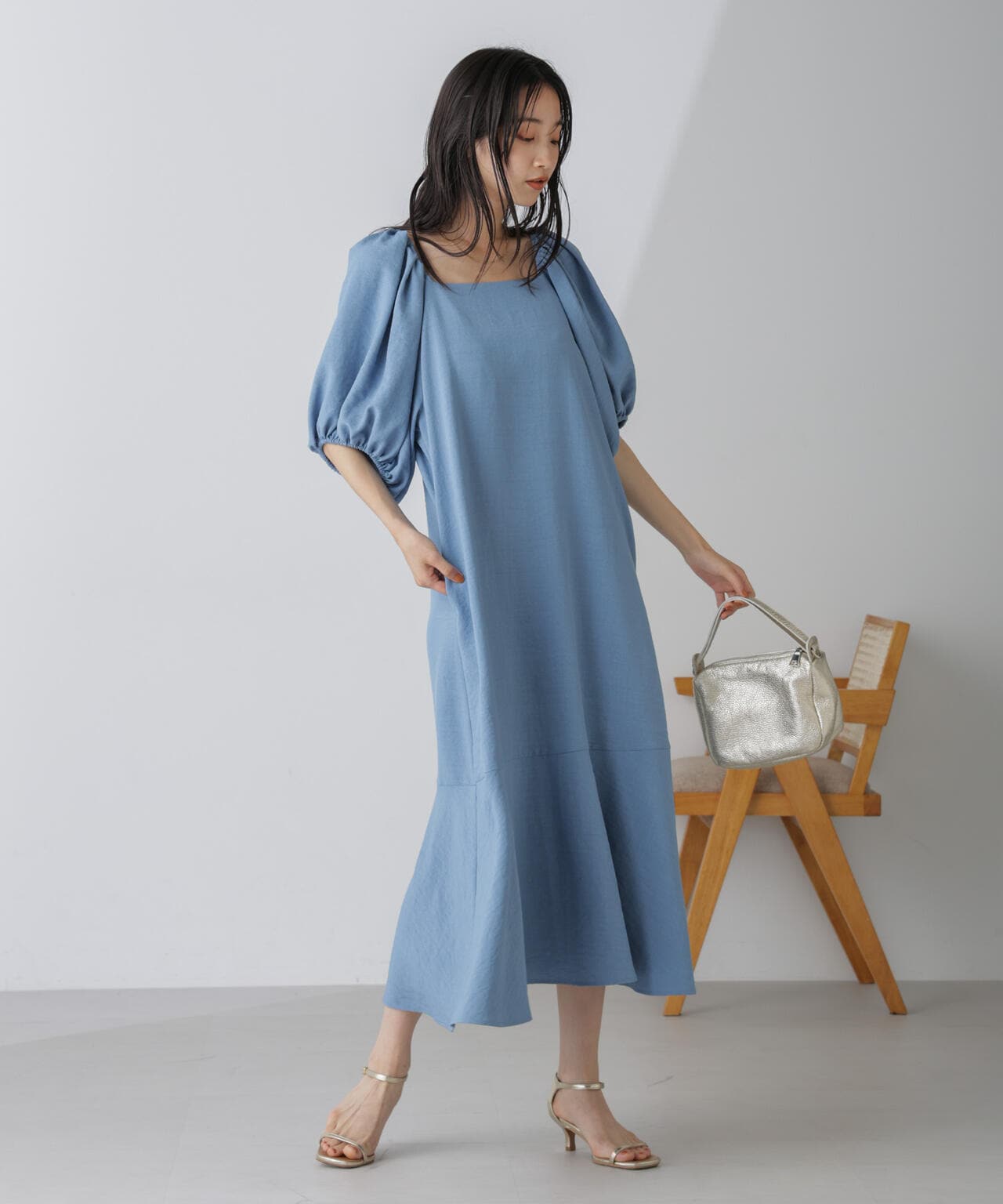 ボリュームスリーブフレアワンピース 6734219308