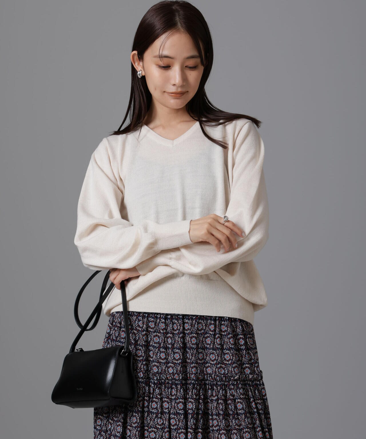 静電気防止 Vネックプルオーバーニット 6734222332