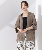 カーキベージュ