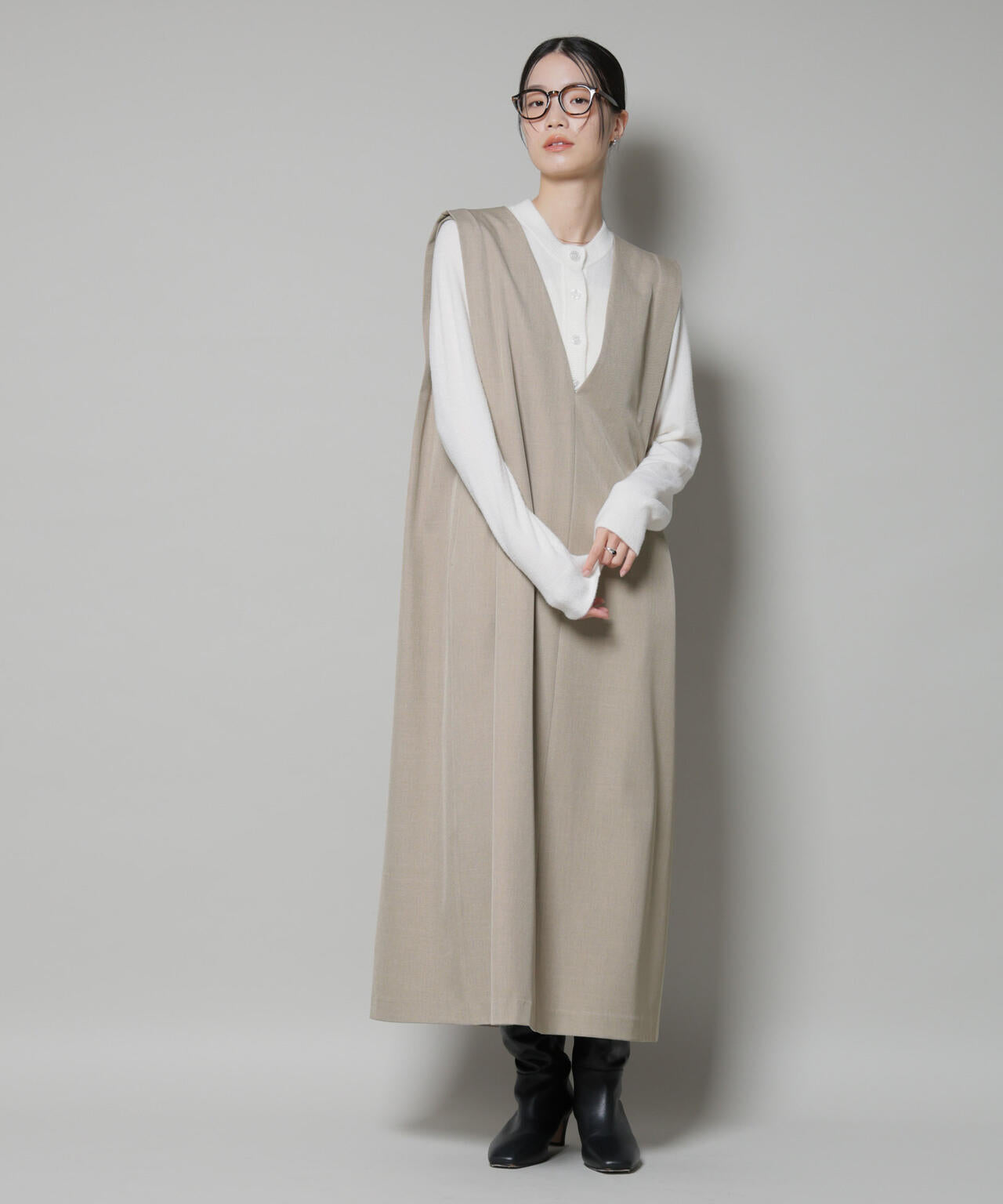 ショルダータックVネックワンピース 6735219323