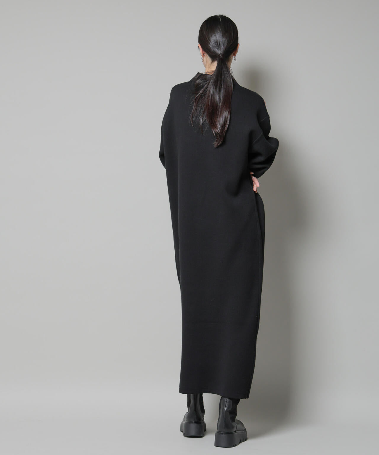 スウェットライク衿付きスキッパーニットワンピース 6735219328