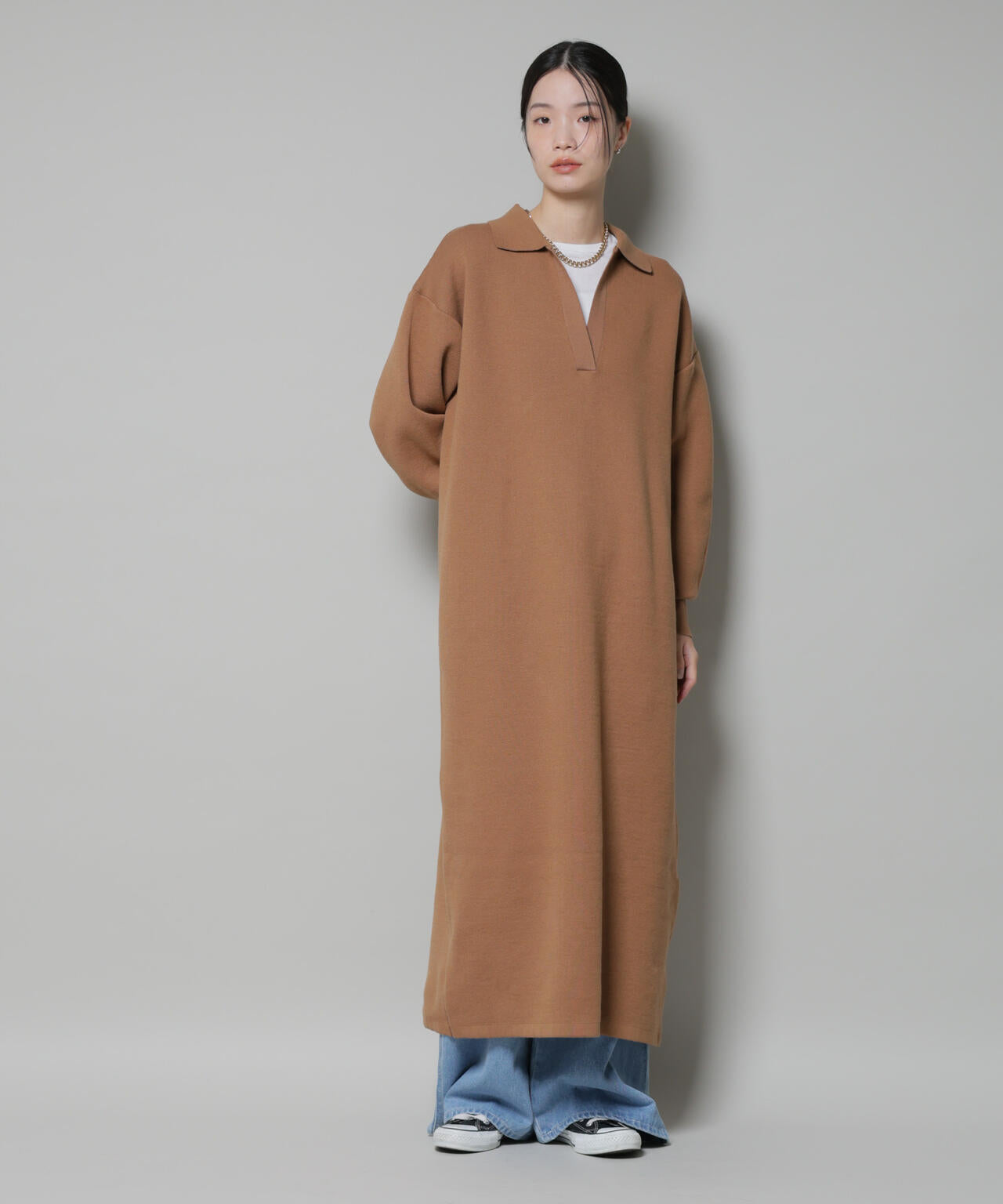 スウェットライク衿付きスキッパーニットワンピース