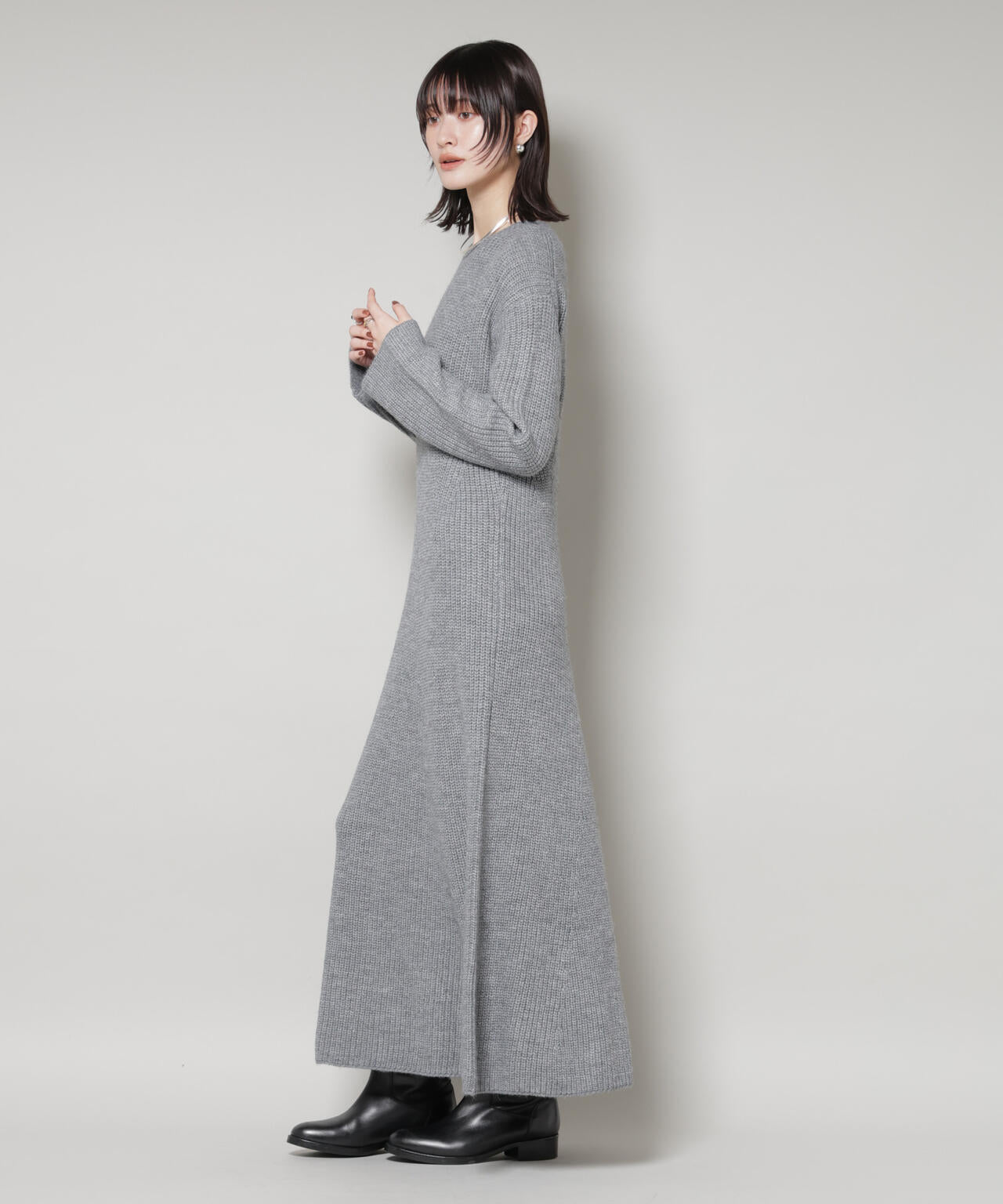 片畦フレアニットワンピース 6735219332