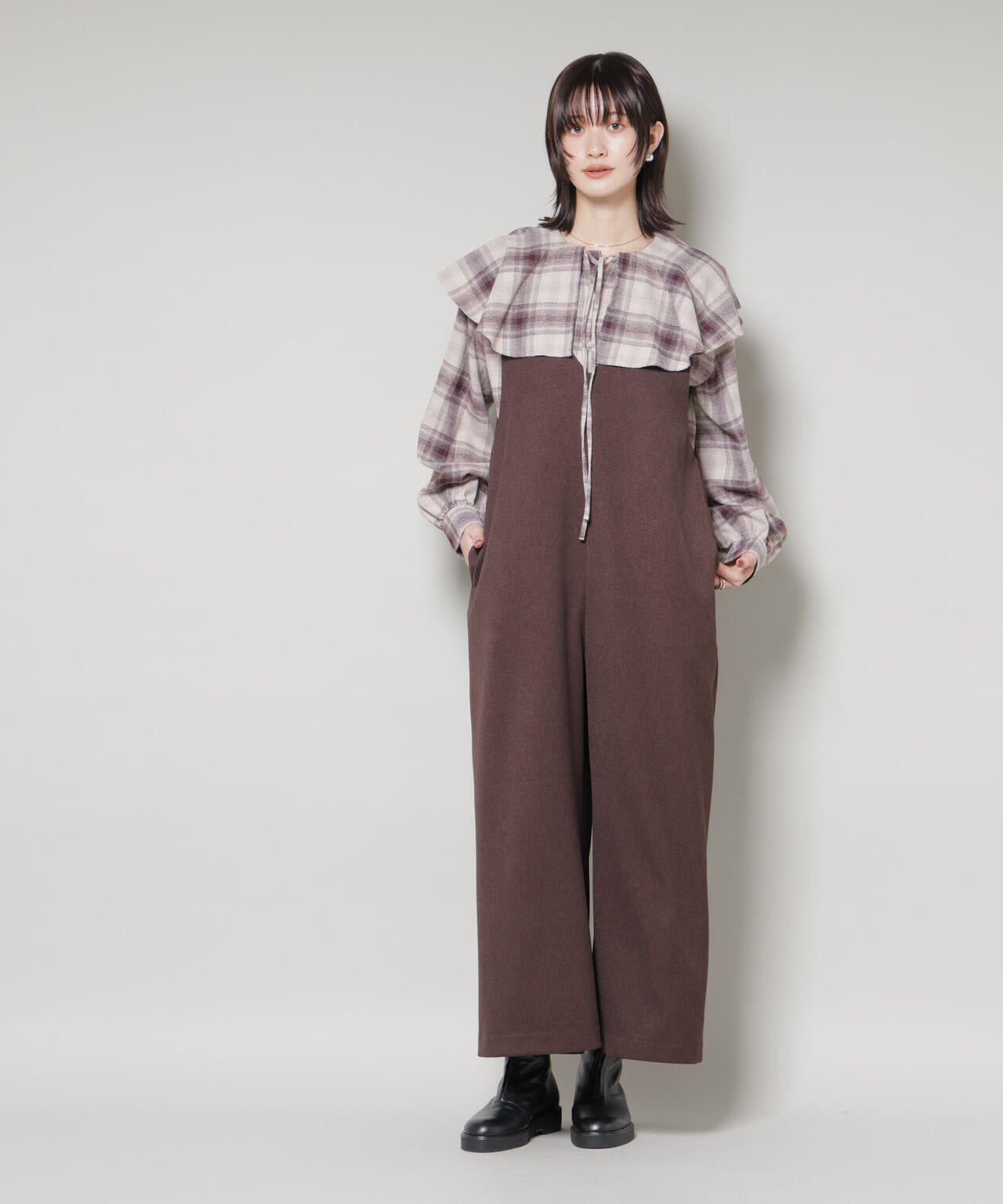 Vネックオールインワン 6735219333