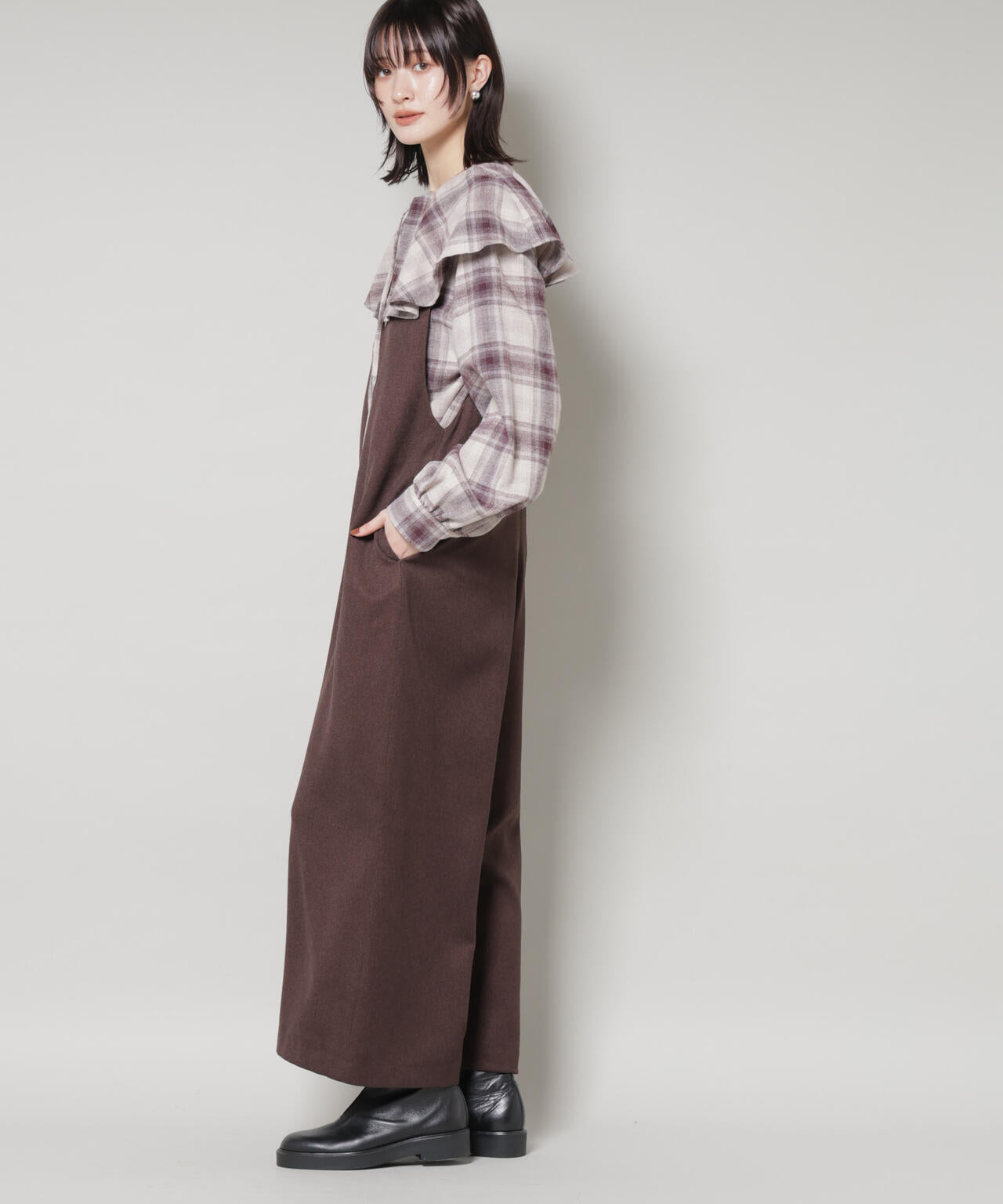 Vネックオールインワン 6735219333