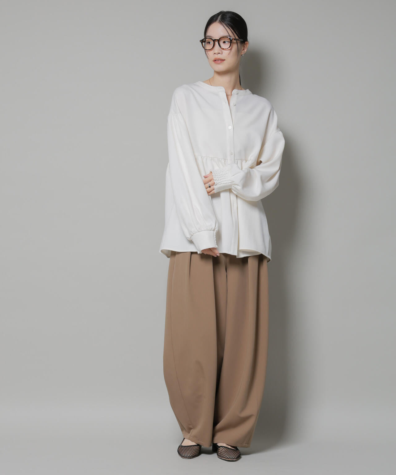 ウールライクポリエステル前後2way切り替えペプラムブラウス(セットアップ可) 6735220314