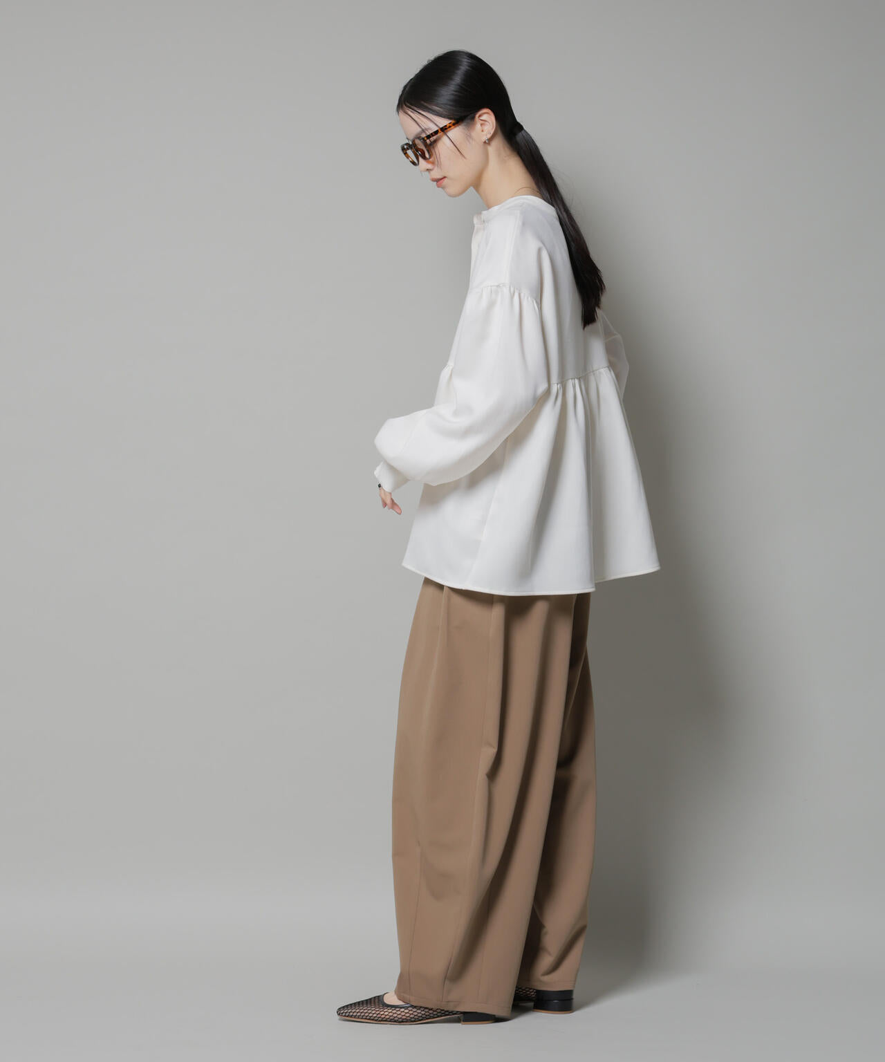 ウールライクポリエステル前後2way切り替えペプラムブラウス(セットアップ可) 6735220314