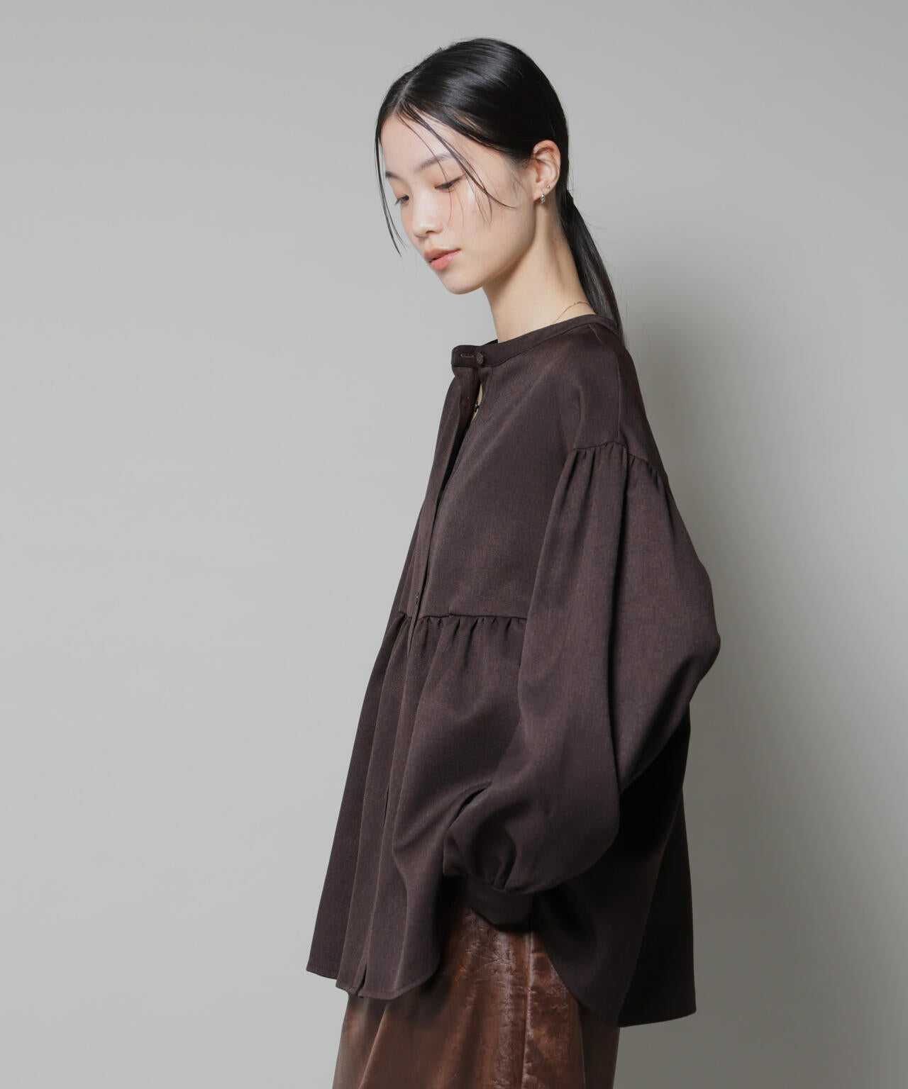 ウールライクポリエステル前後2way切り替えペプラムブラウス(セットアップ可) 6735220314