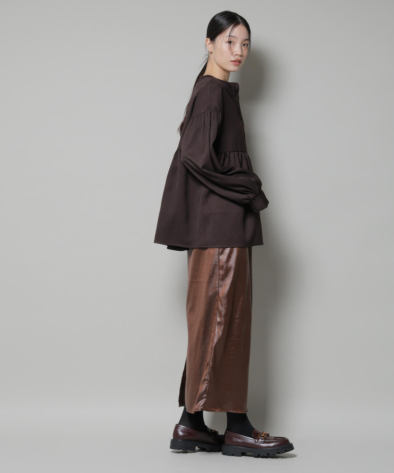 ウールライクポリエステル前後2way切り替えペプラムブラウス(セットアップ可) 6735220314