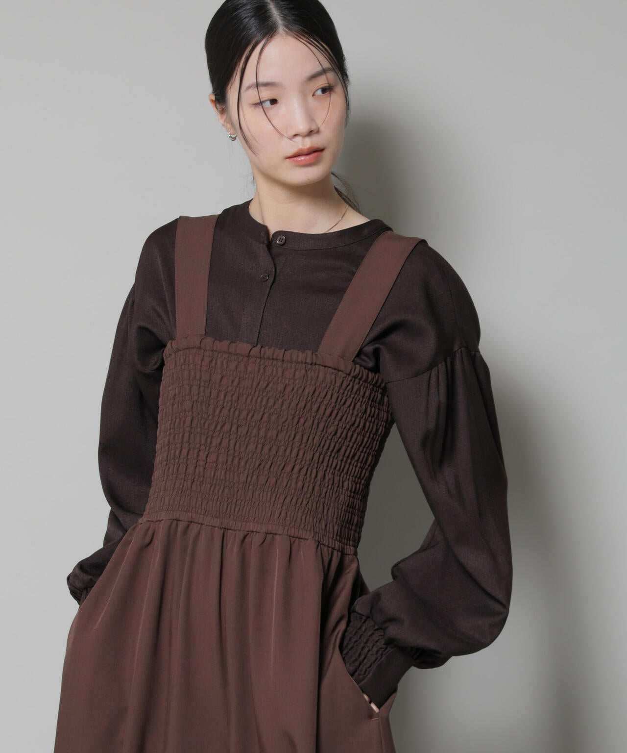 ウールライクポリエステル前後2way切り替えペプラムブラウス(セットアップ可) 6735220314