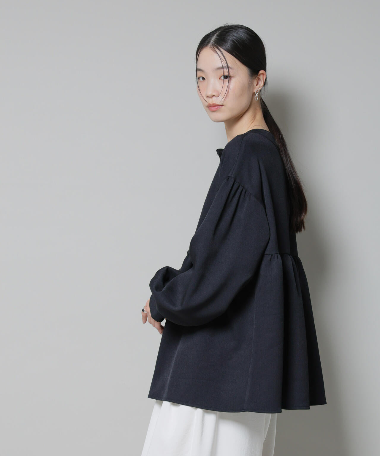 ウールライクポリエステル前後2way切り替えペプラムブラウス(セットアップ可) 6735220314