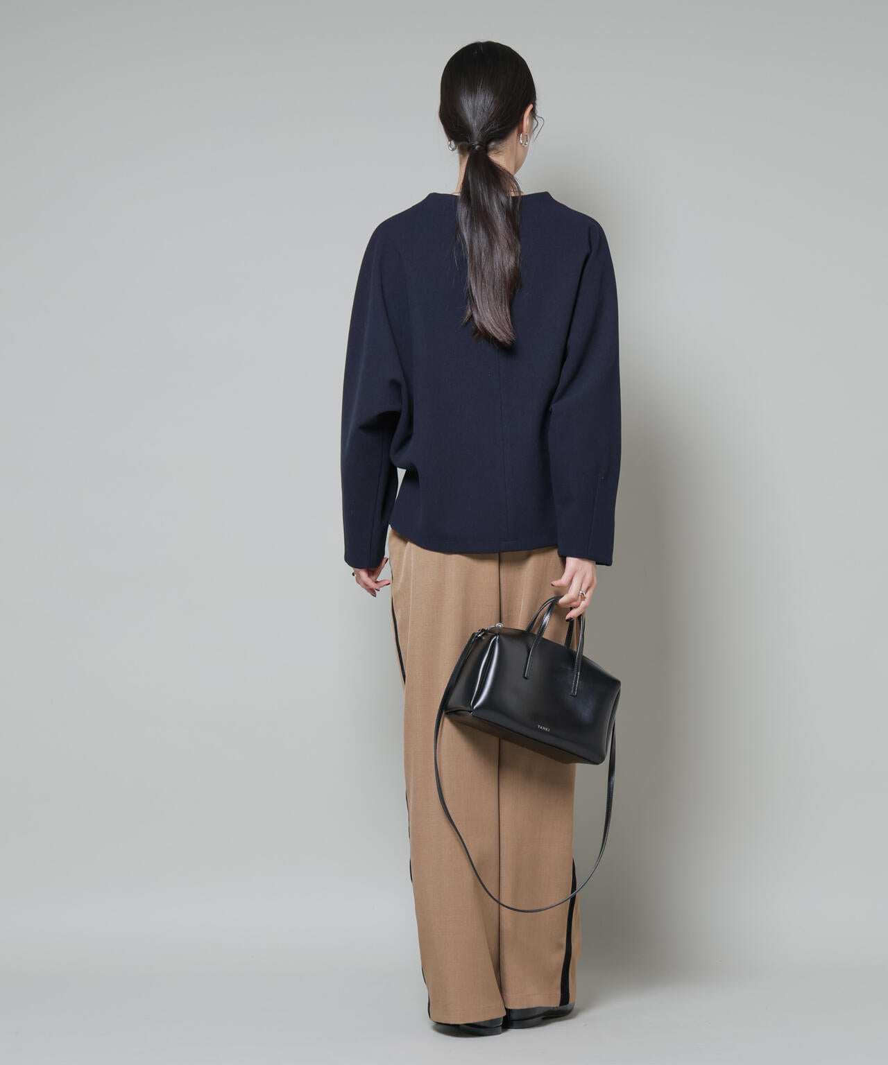 ソフトメルトンジャージータックスリーブモックネックトップス(セットアップ可) 6735220315