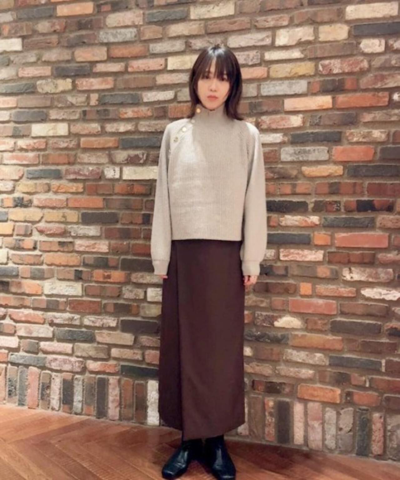 釦ディティールニットプルオーバー 6735222306