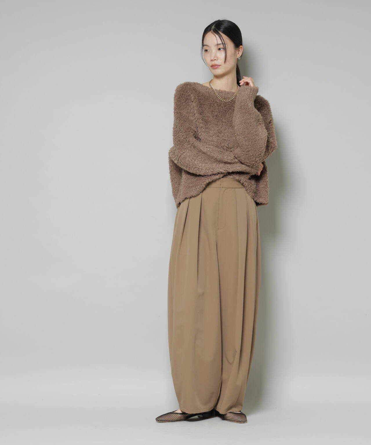 クロップドワイド起毛加工ニットトップス 6735222335