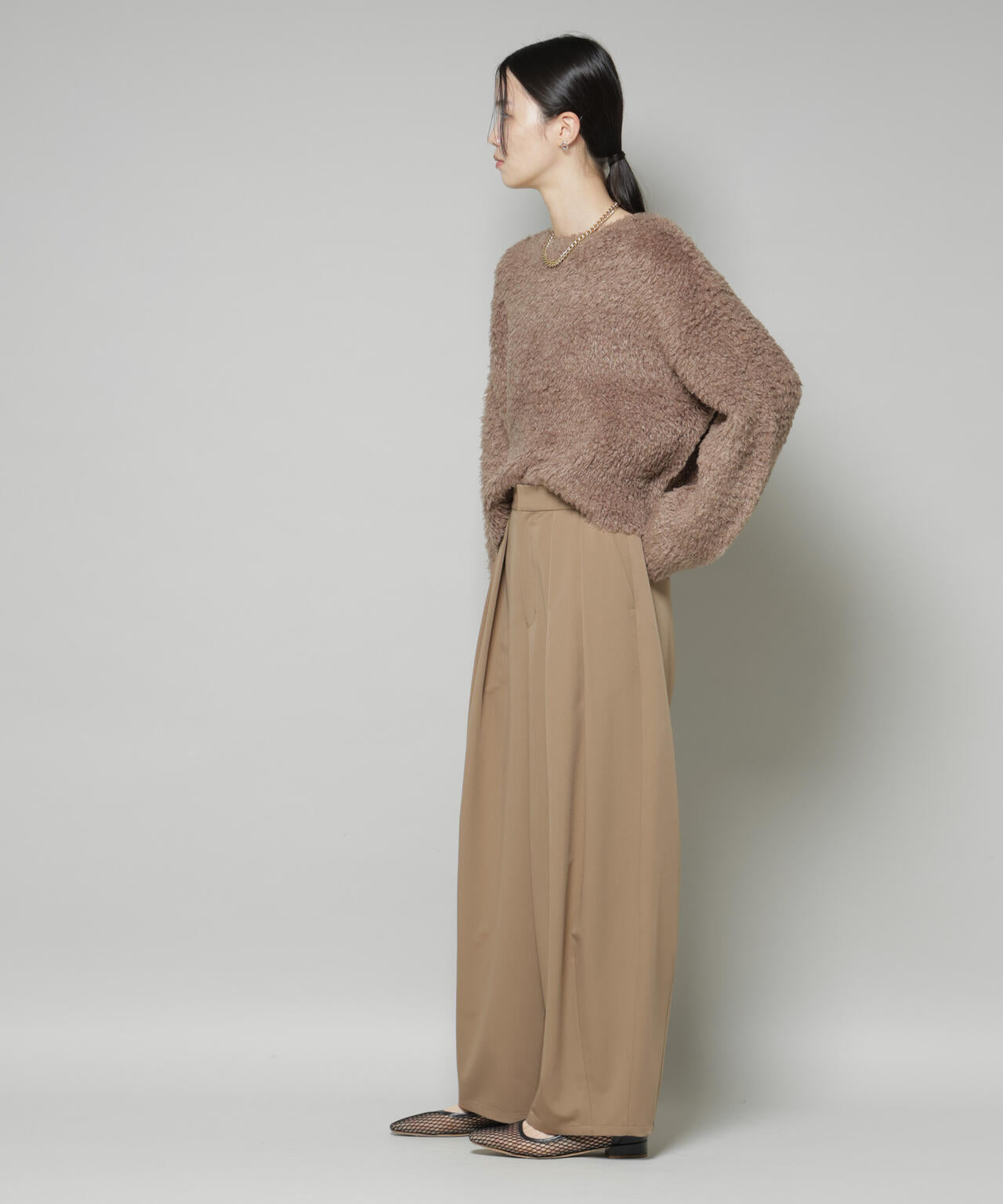 クロップドワイド起毛加工ニットトップス 6735222335