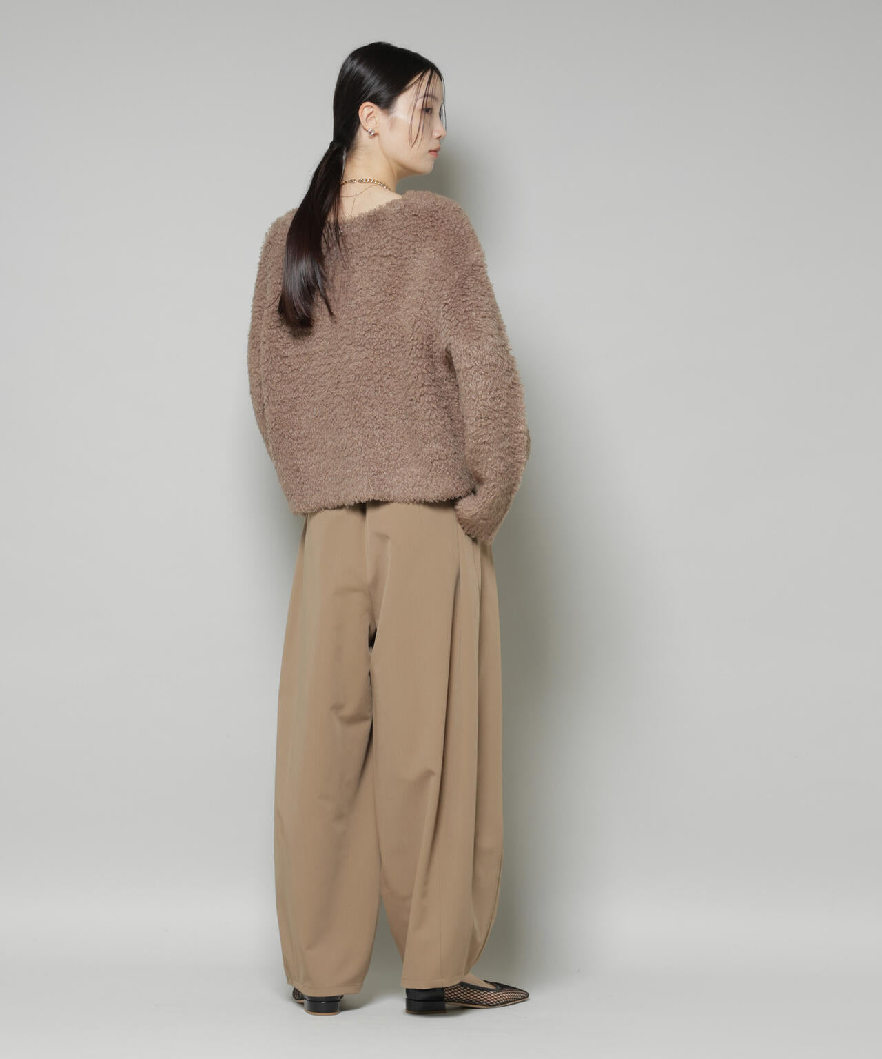 クロップドワイド起毛加工ニットトップス 6735222335