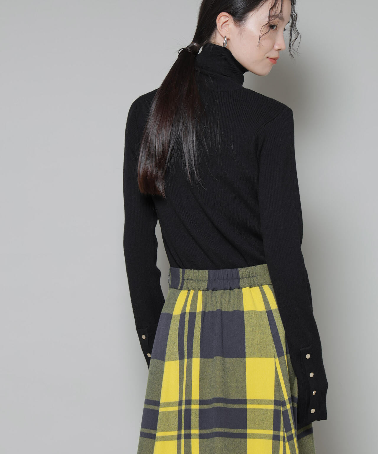 洗濯機洗可メタルボタンリブニット 6735222343