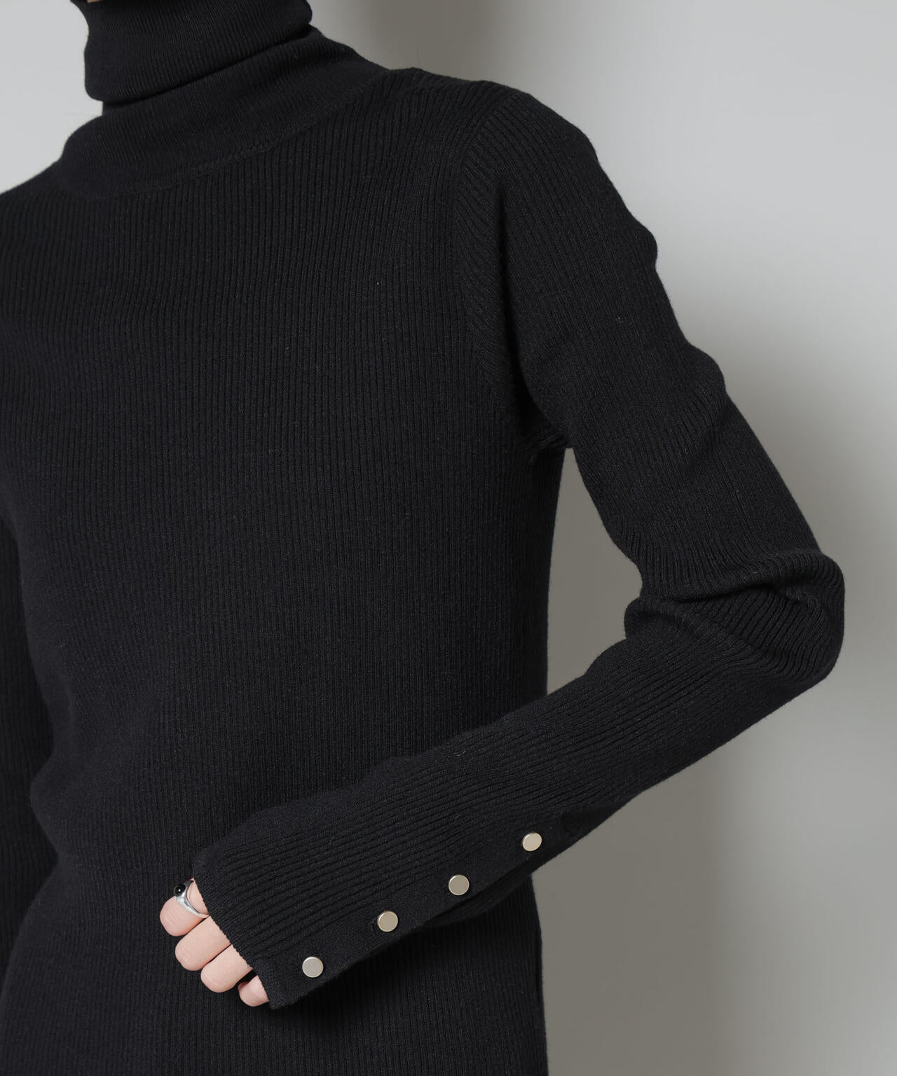 洗濯機洗可メタルボタンリブニット 6735222343