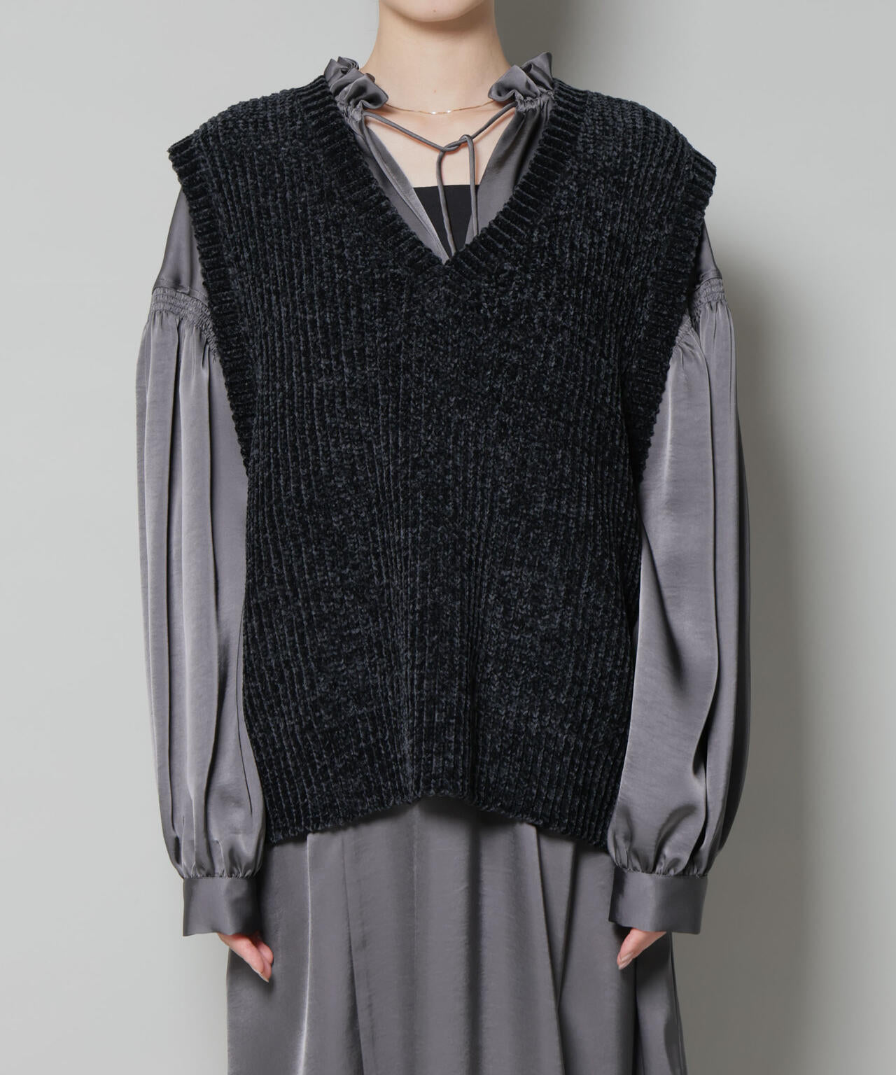 ベロアモールVネックニットベスト 6735222345