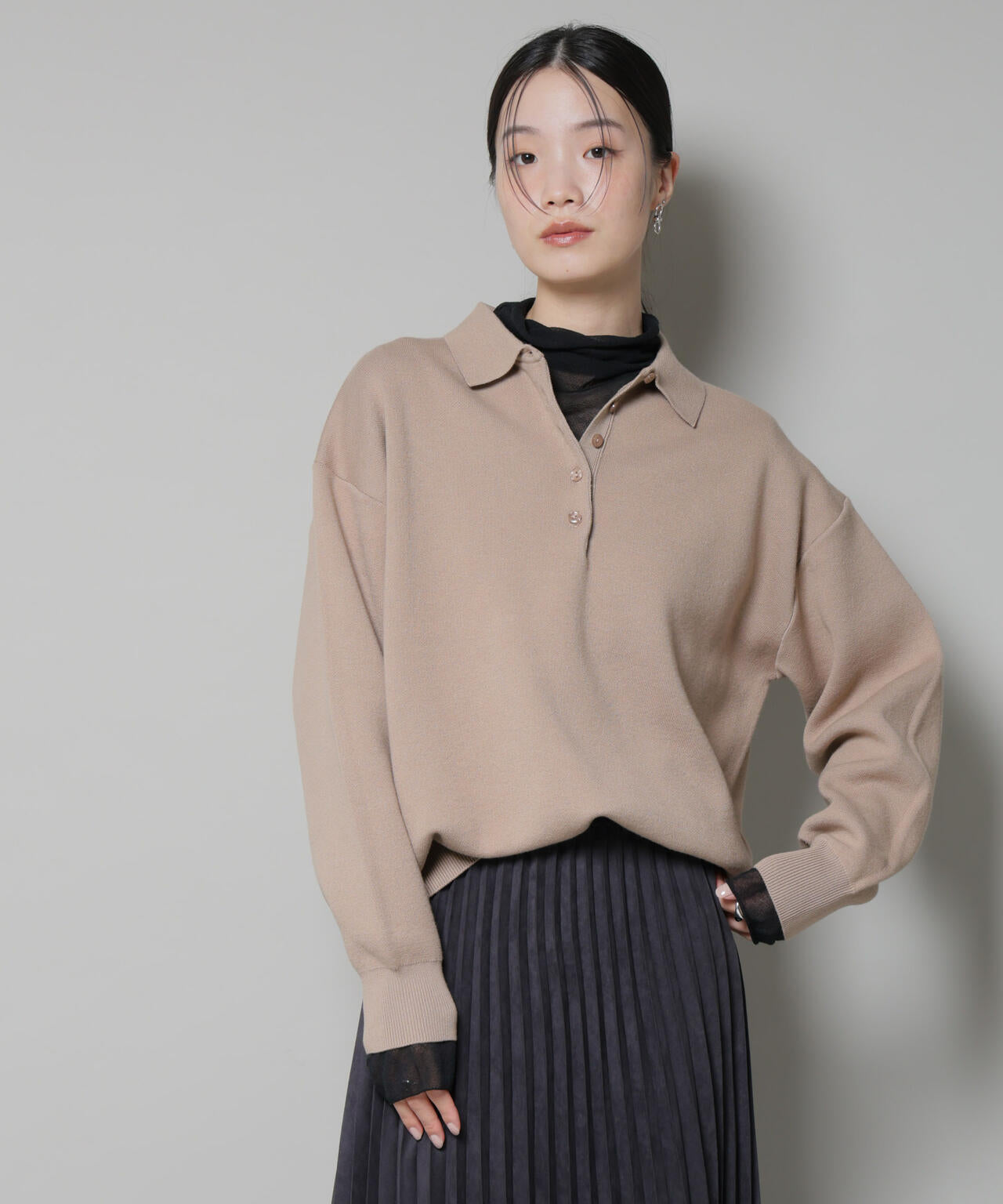 スウェットライク衿付きボタンニット 6735222346