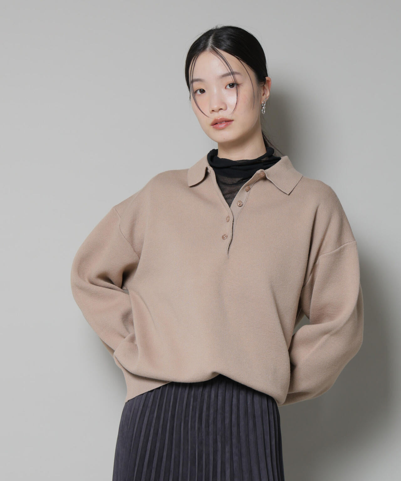 スウェットライク衿付きボタンニット 6735222346