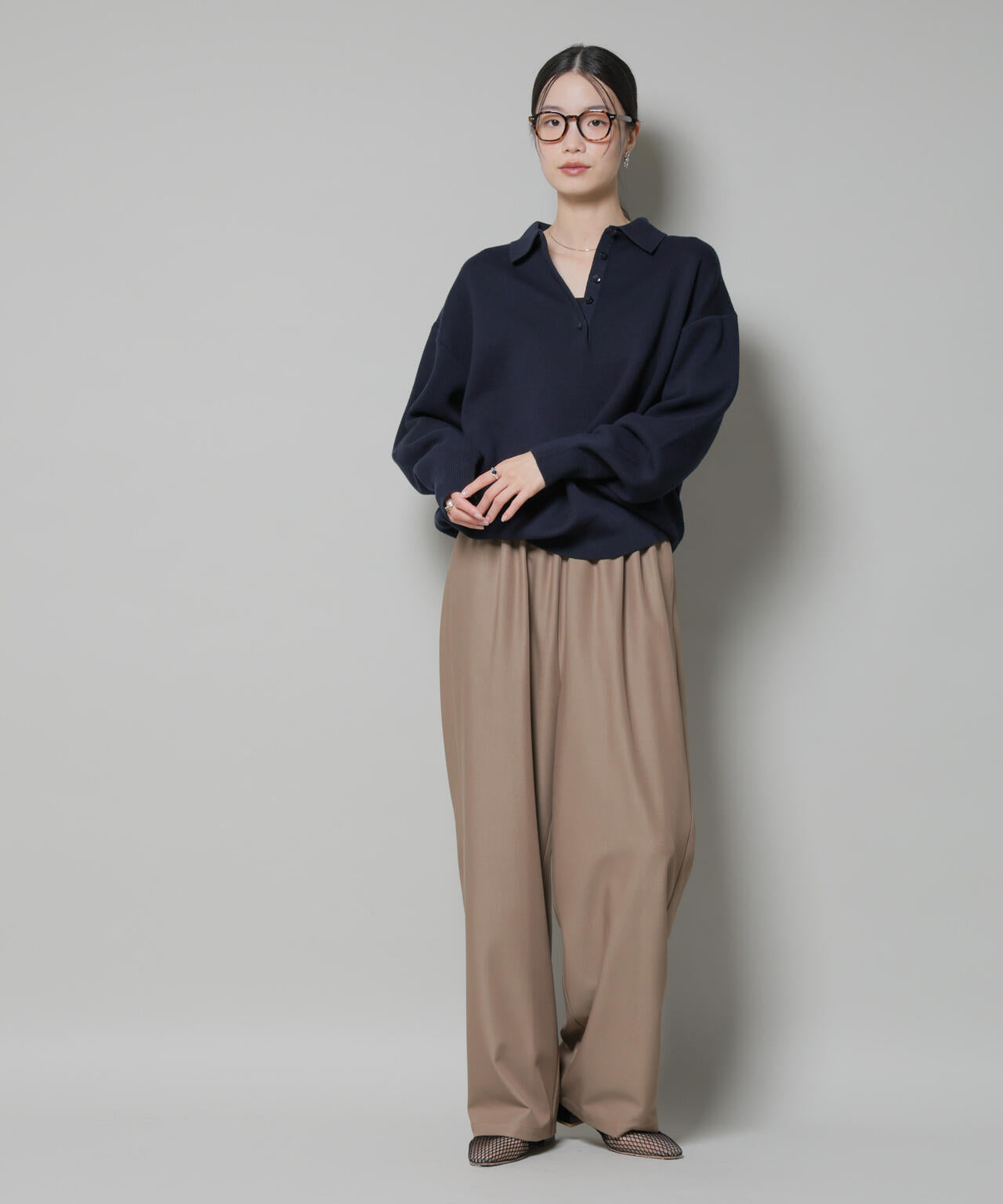 スウェットライク衿付きボタンニット 6735222346