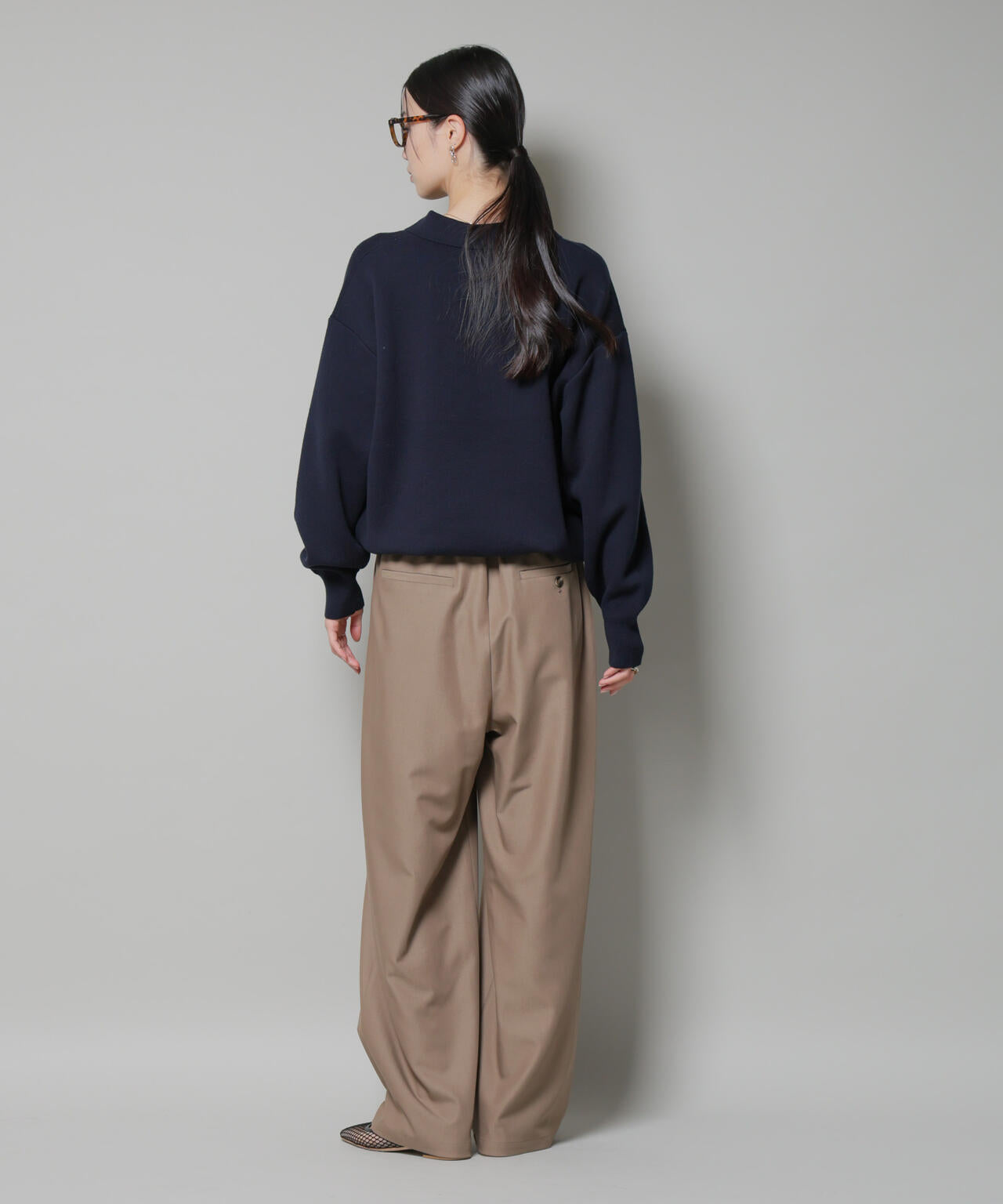 スウェットライク衿付きボタンニット 6735222346