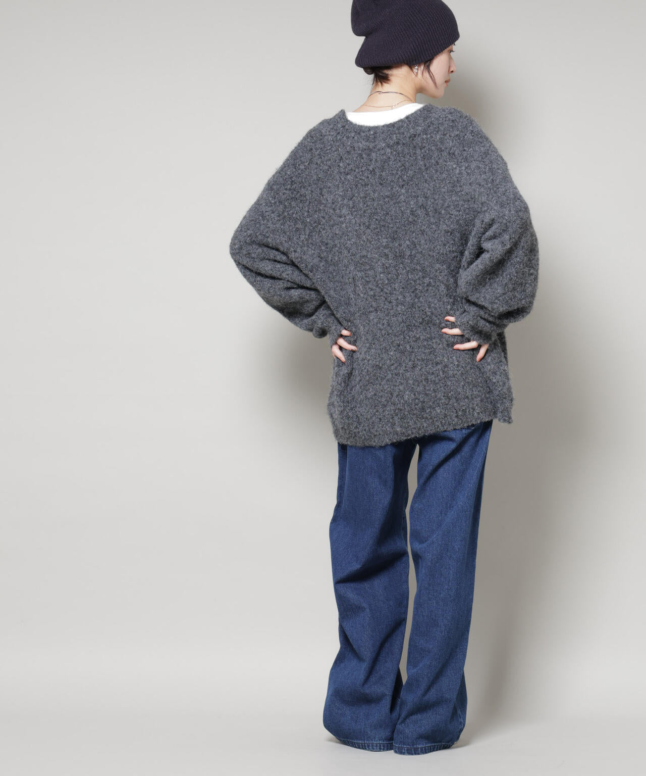 深Vネックオーバーニットプルオーバー 6735222351