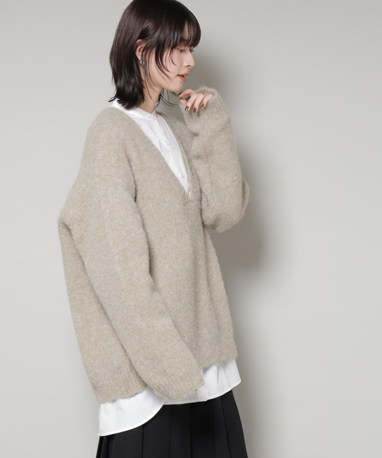 深Vネックオーバーニットプルオーバー 6735222351