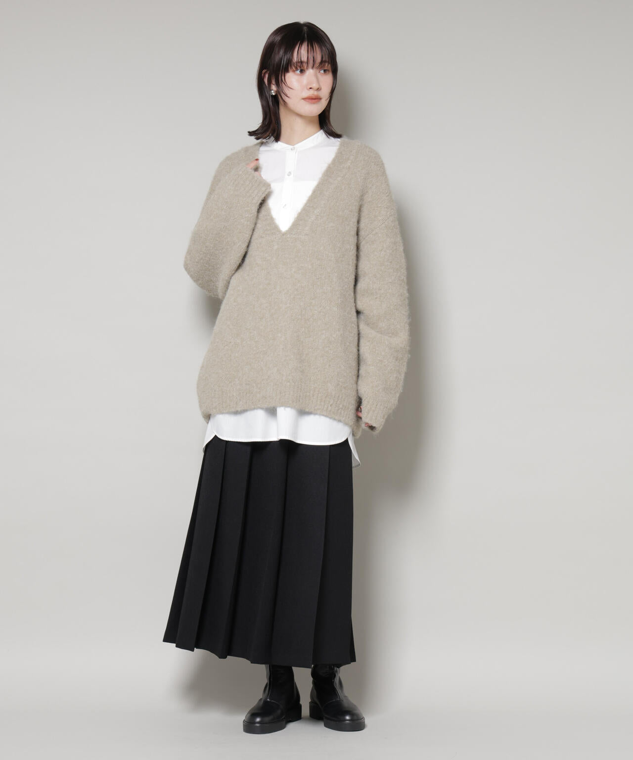 深Vネックオーバーニットプルオーバー 6735222351