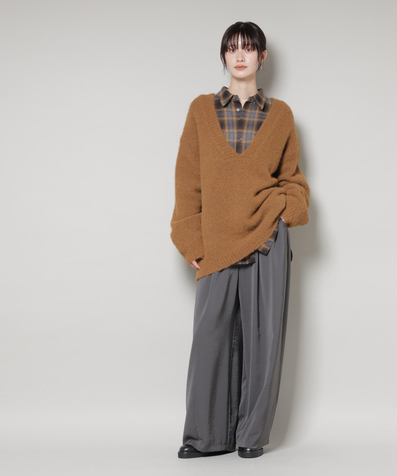 深Vネックオーバーニットプルオーバー 6735222351