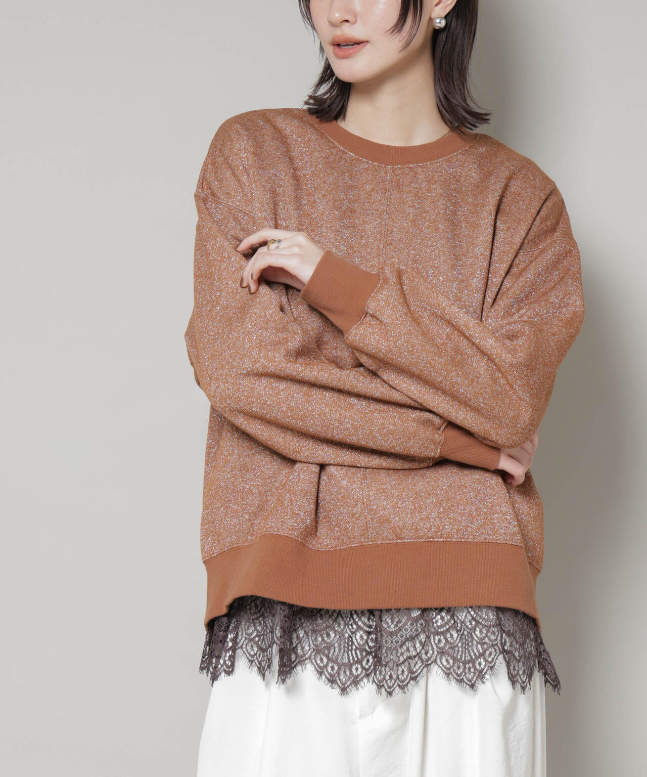 裾レースドッキングロングTシャツ 6735223319