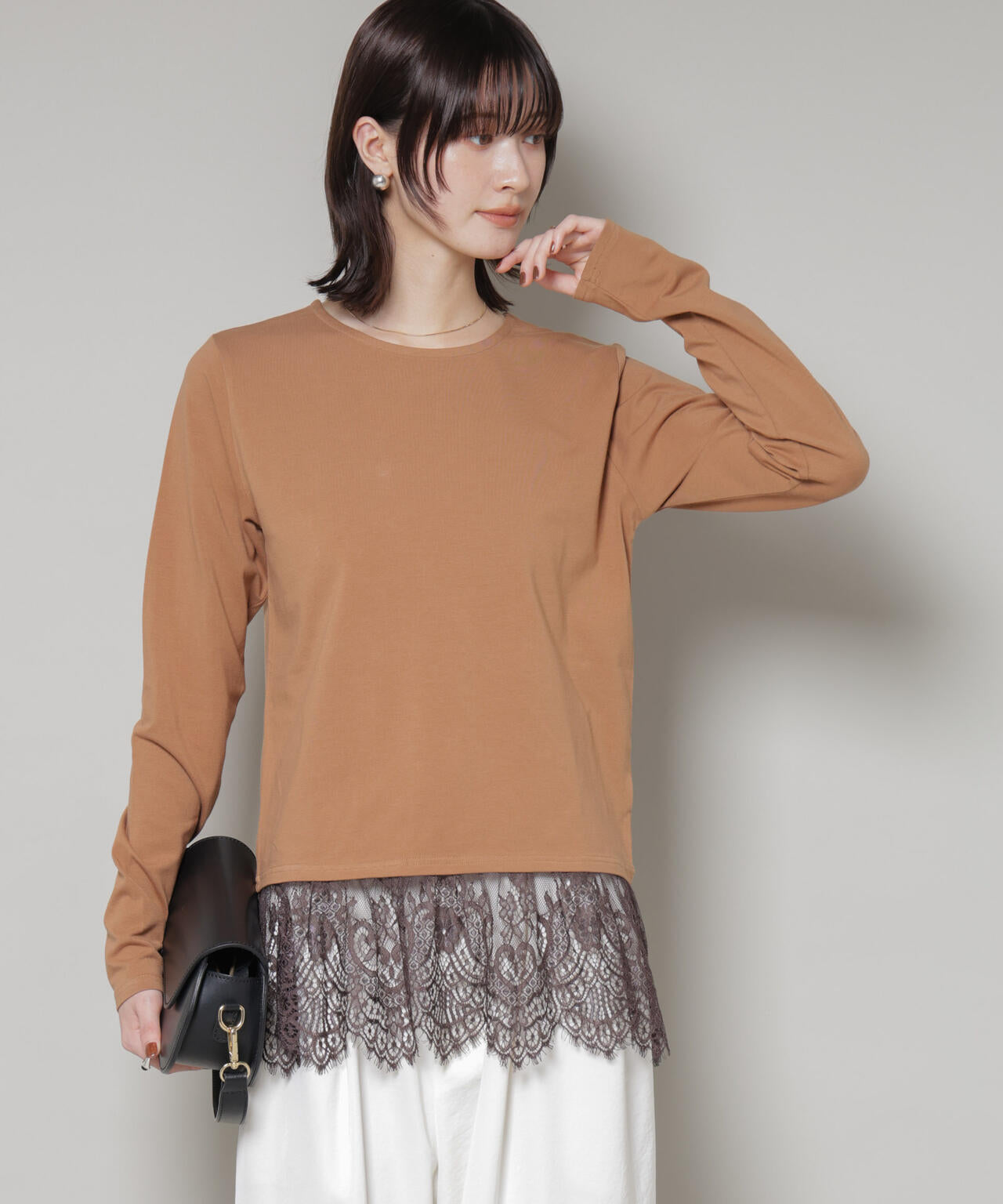 裾レースドッキングロングTシャツ 6735223319
