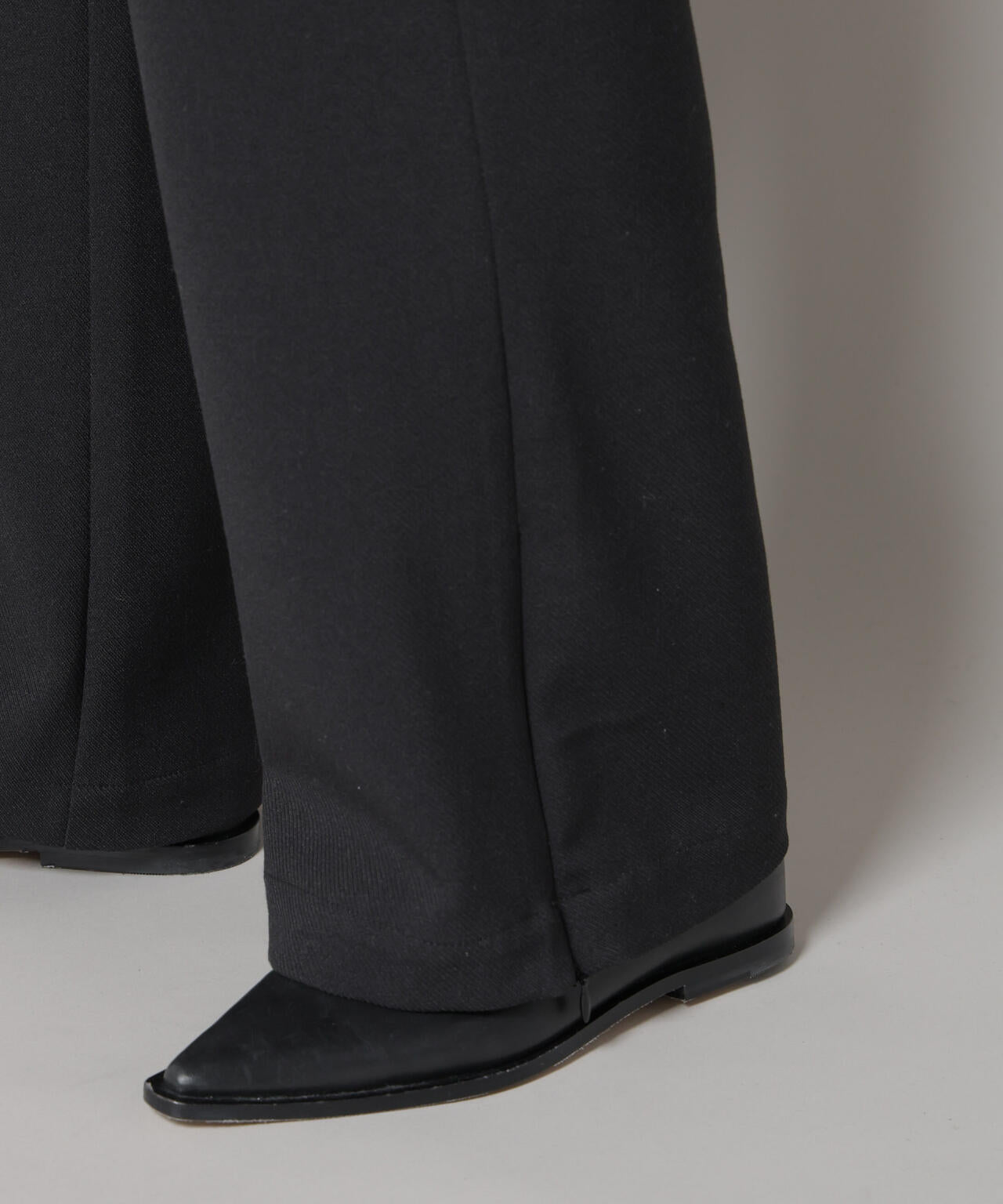 ジップスリットパンツ 6735227312