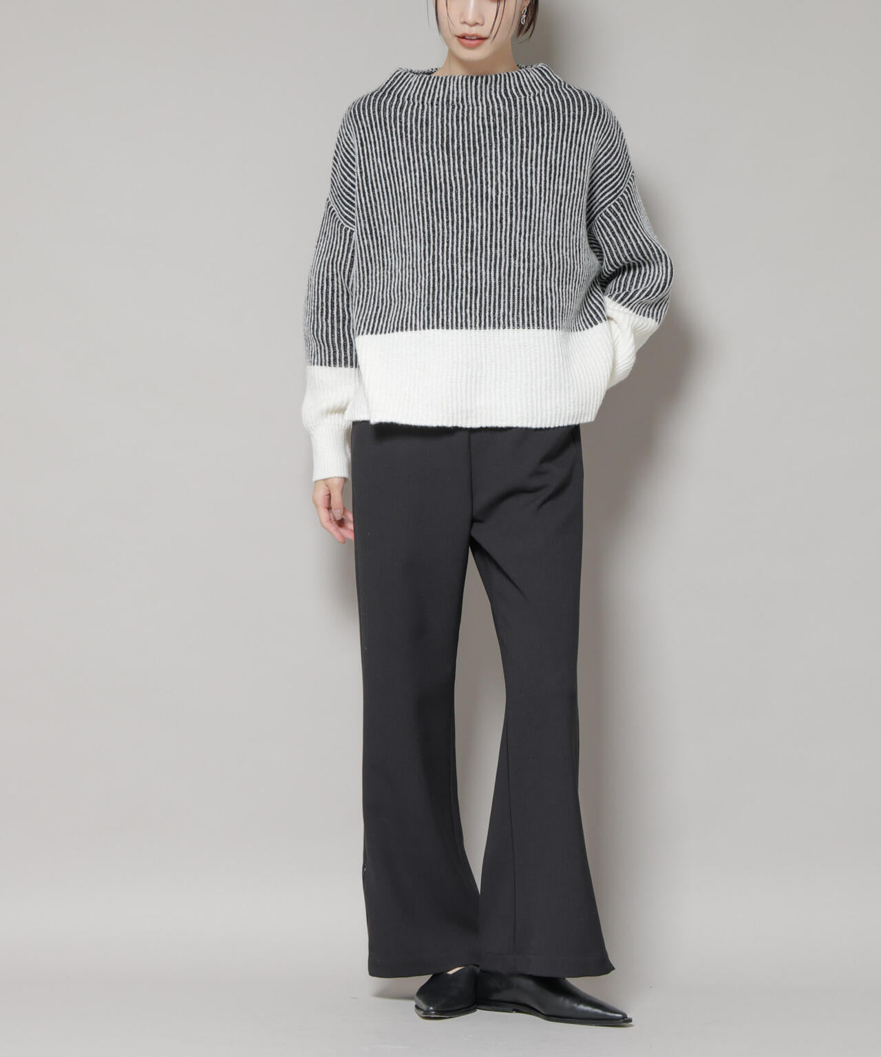 ジップスリットパンツ