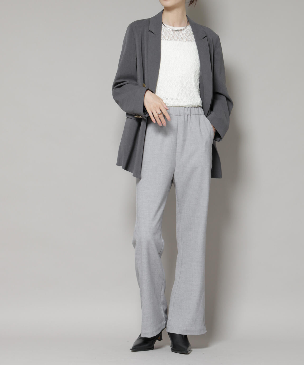 ジップスリットパンツ