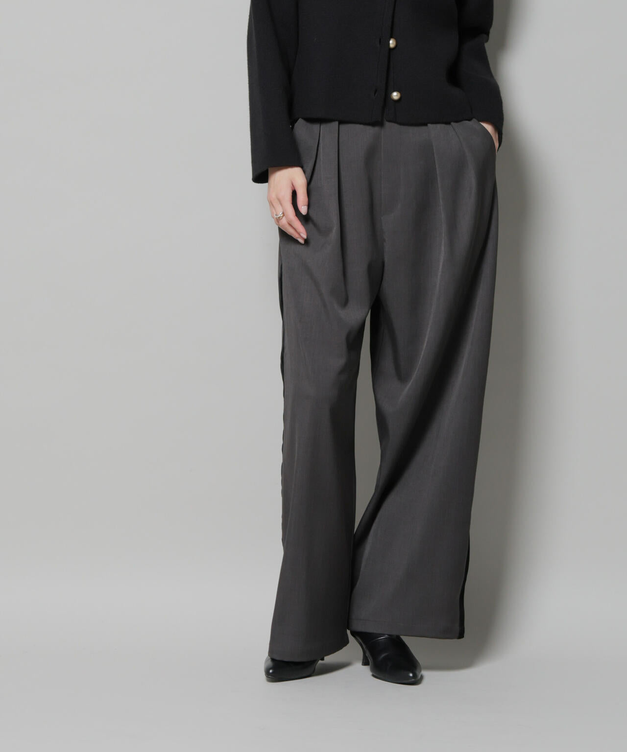 ベルベッドサイドラインパンツ 6735227318