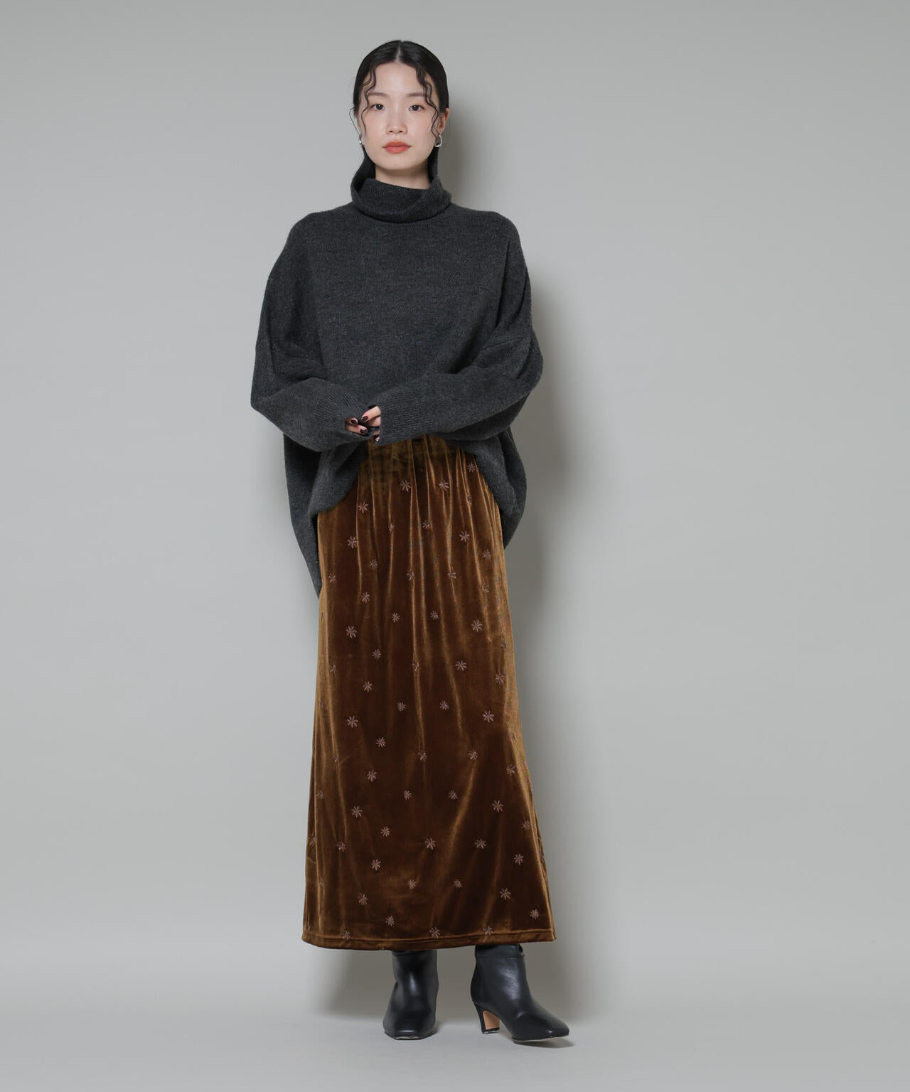 刺繍ベロアカットナロースカート(セットアップ可) 6735230320