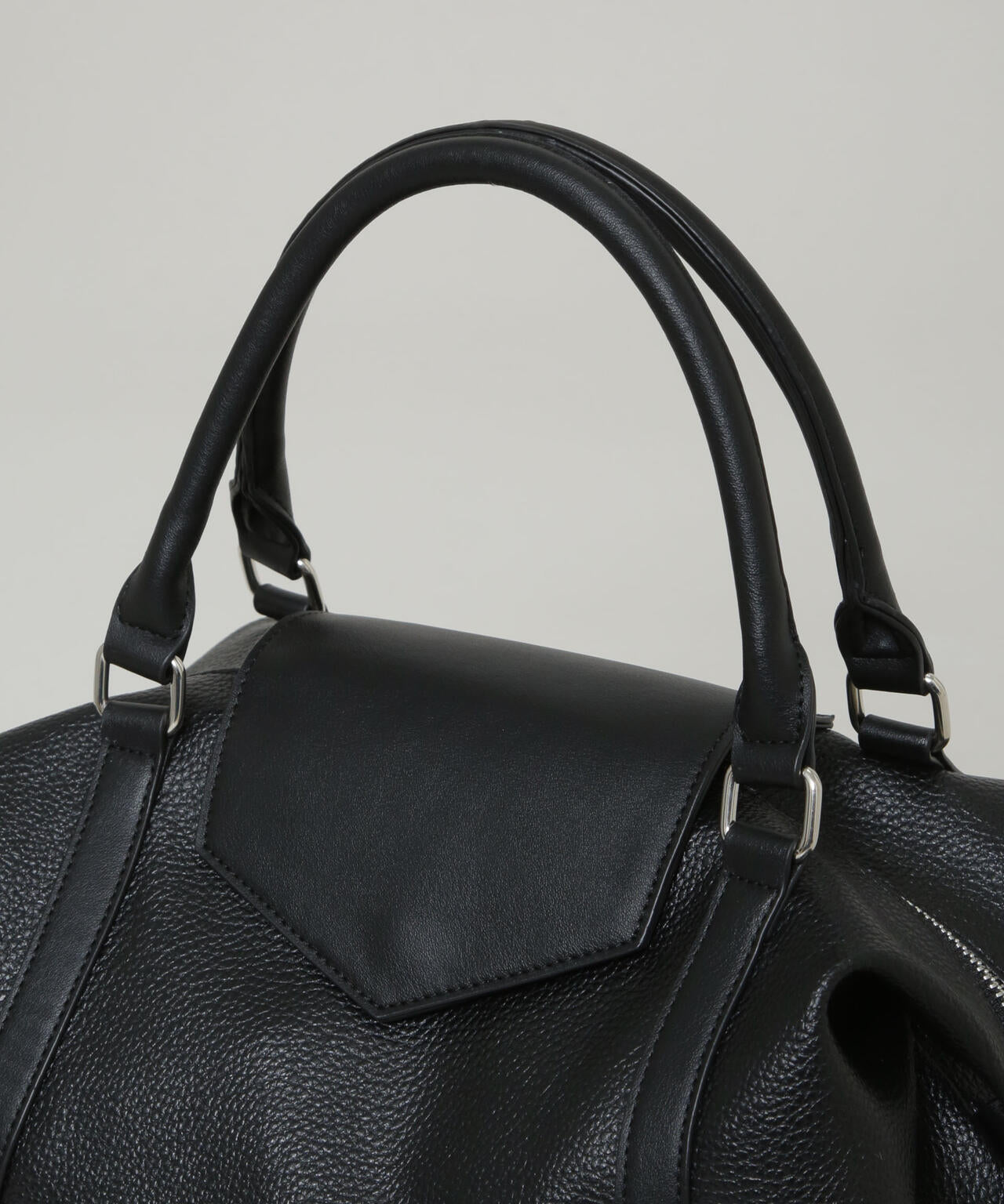 ショルダー付きフラップミニボストン 6735232308