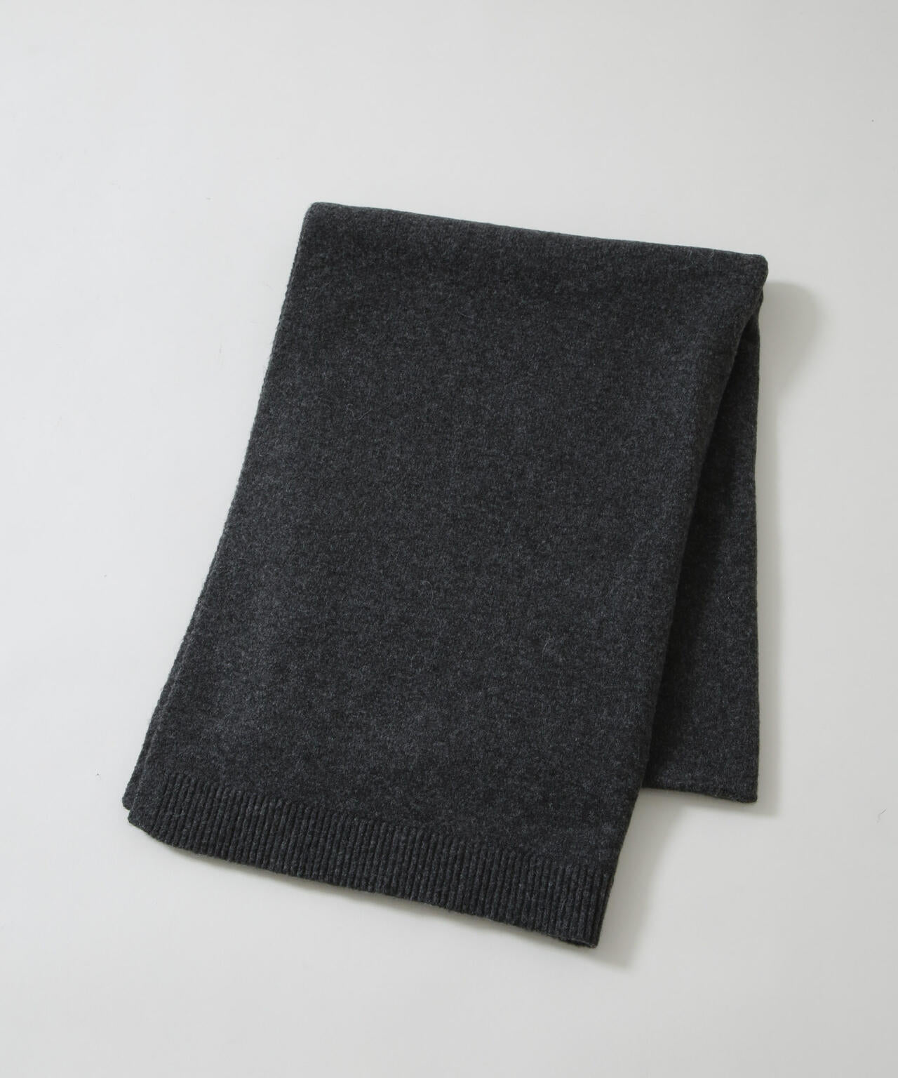 ボリュームニットストール 6735241302