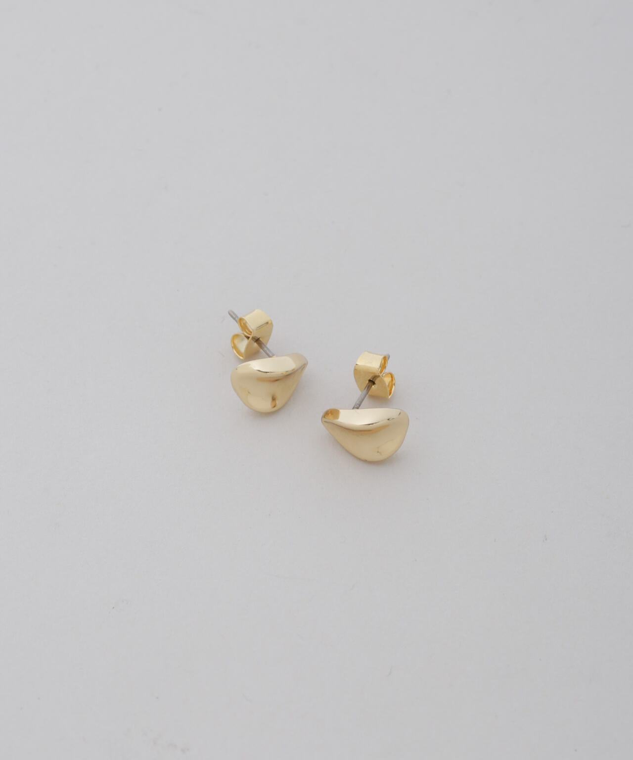 スモールドロップピアス 6735245301