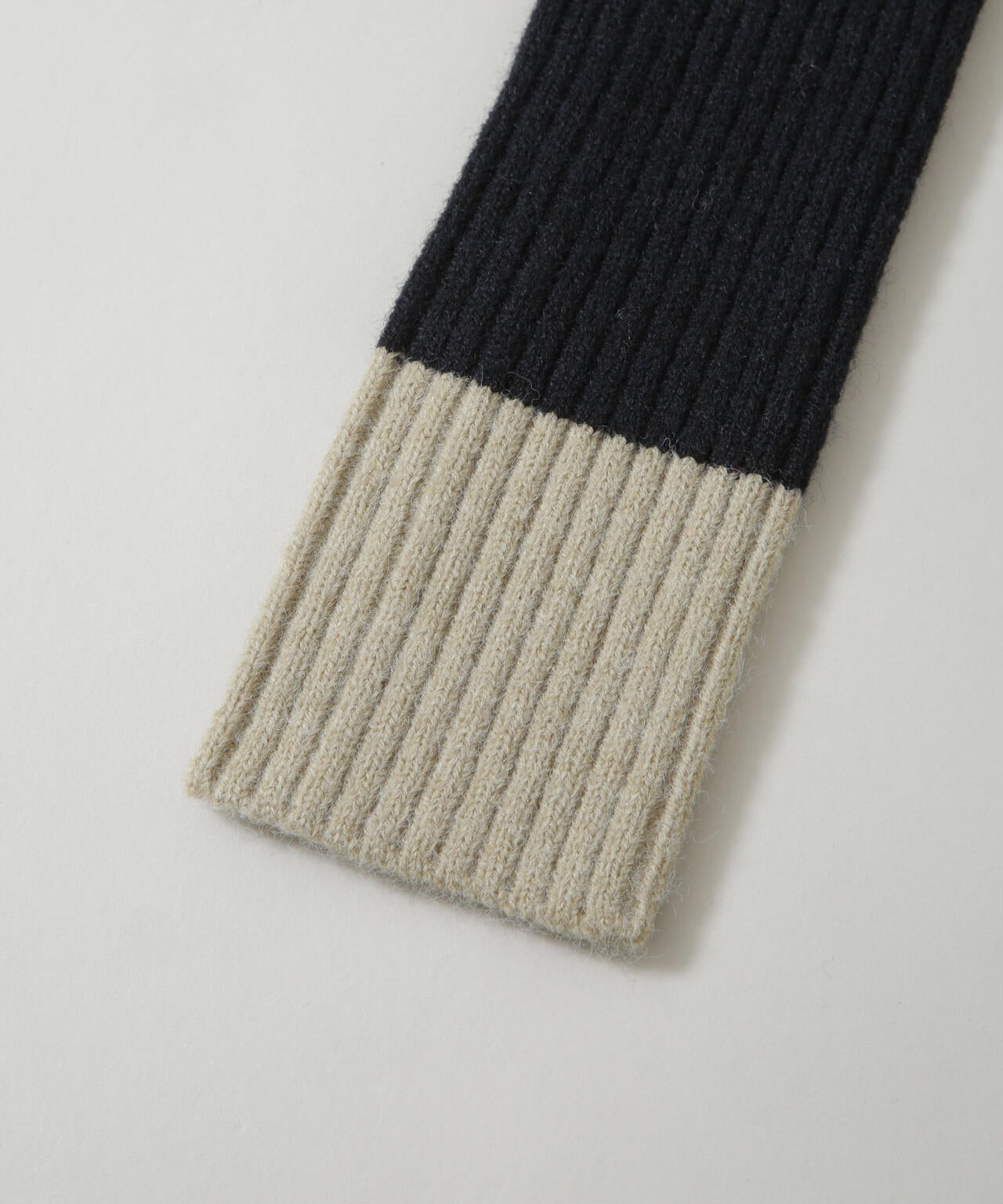 バイカラーアームウォーマー 6735249300