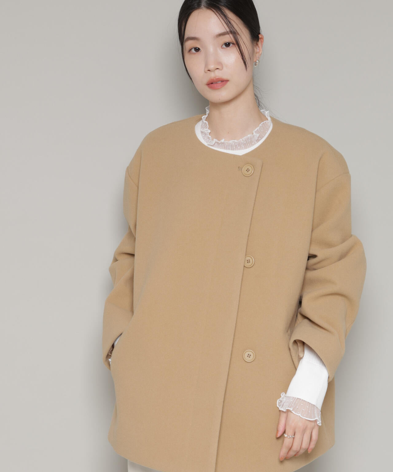 ノーカラーミドルコート 6736111302