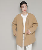 ベージュ