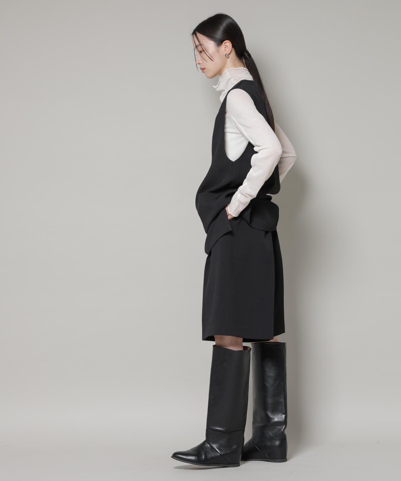 Vネックベスト×ハーフパンツ セットアップ 6736119301