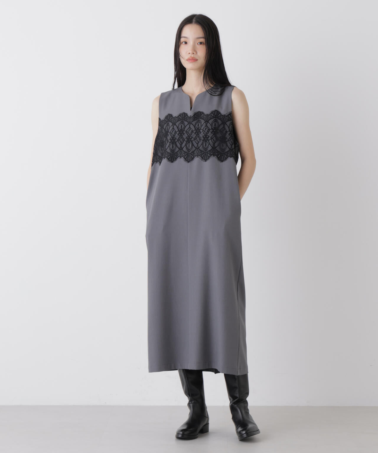 レース切り替えノースリーブワンピース