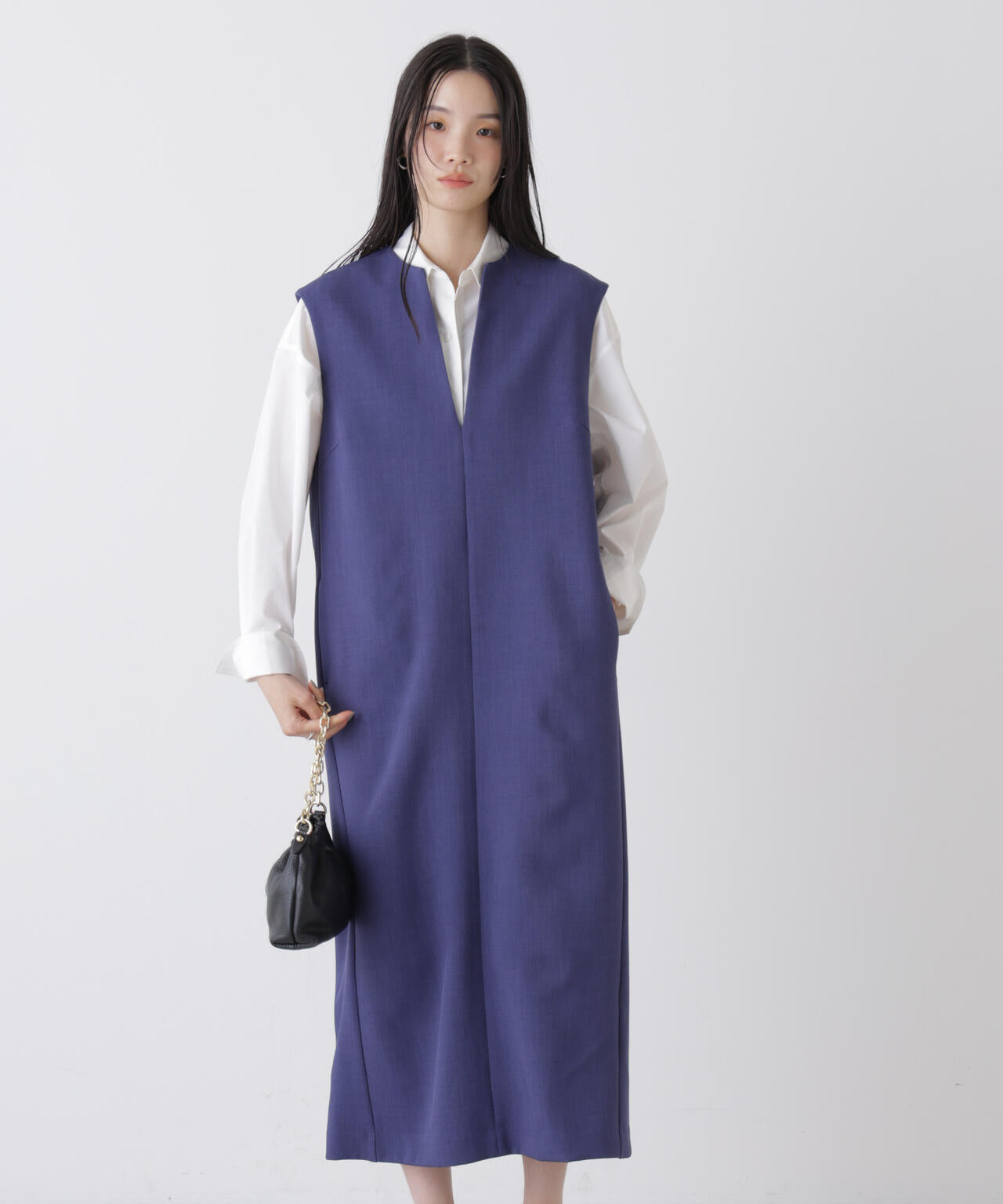 キーネックワンピース