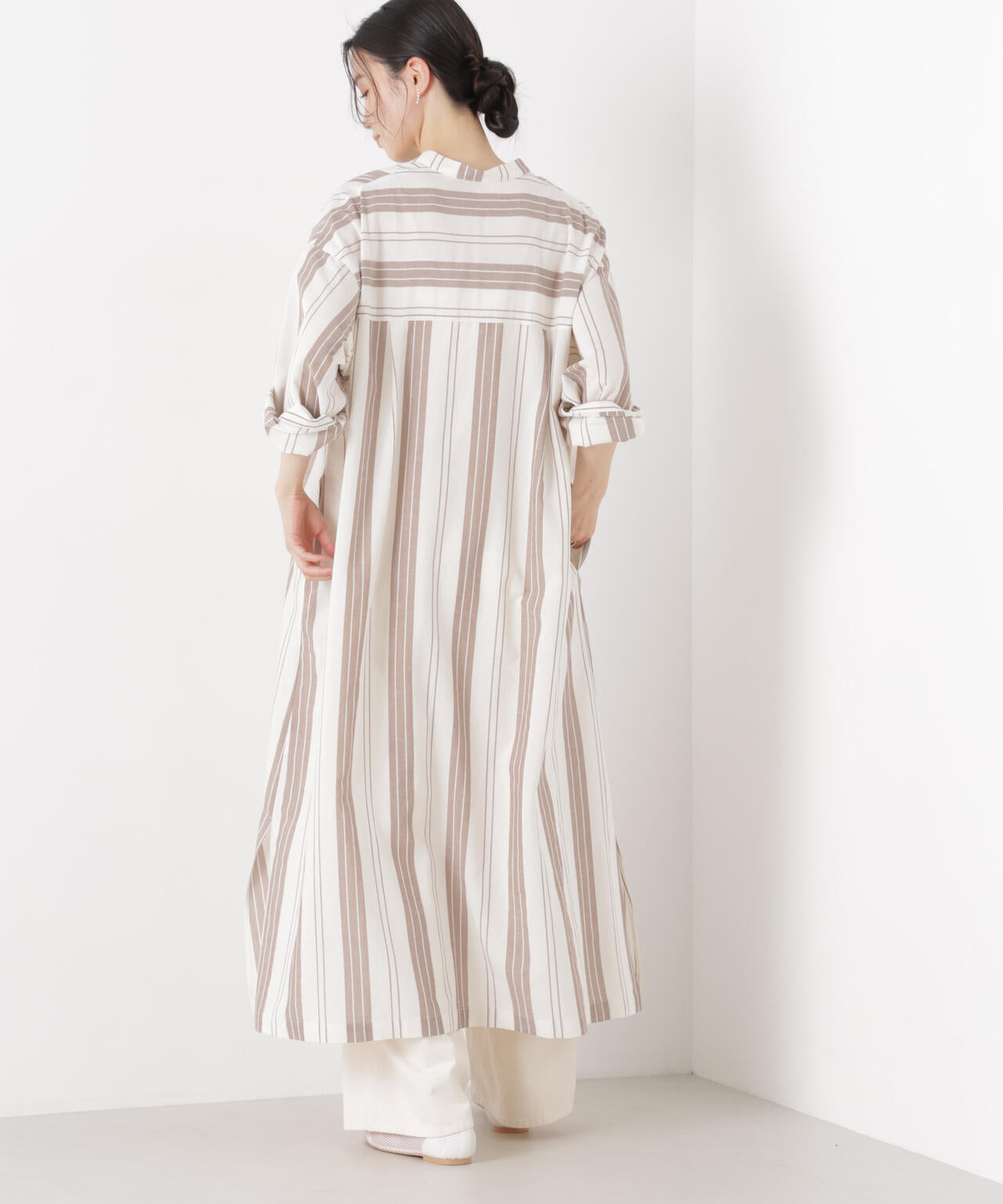 マシンウォッシャブルリネン混 スタンドカラーワンピース 6736119313