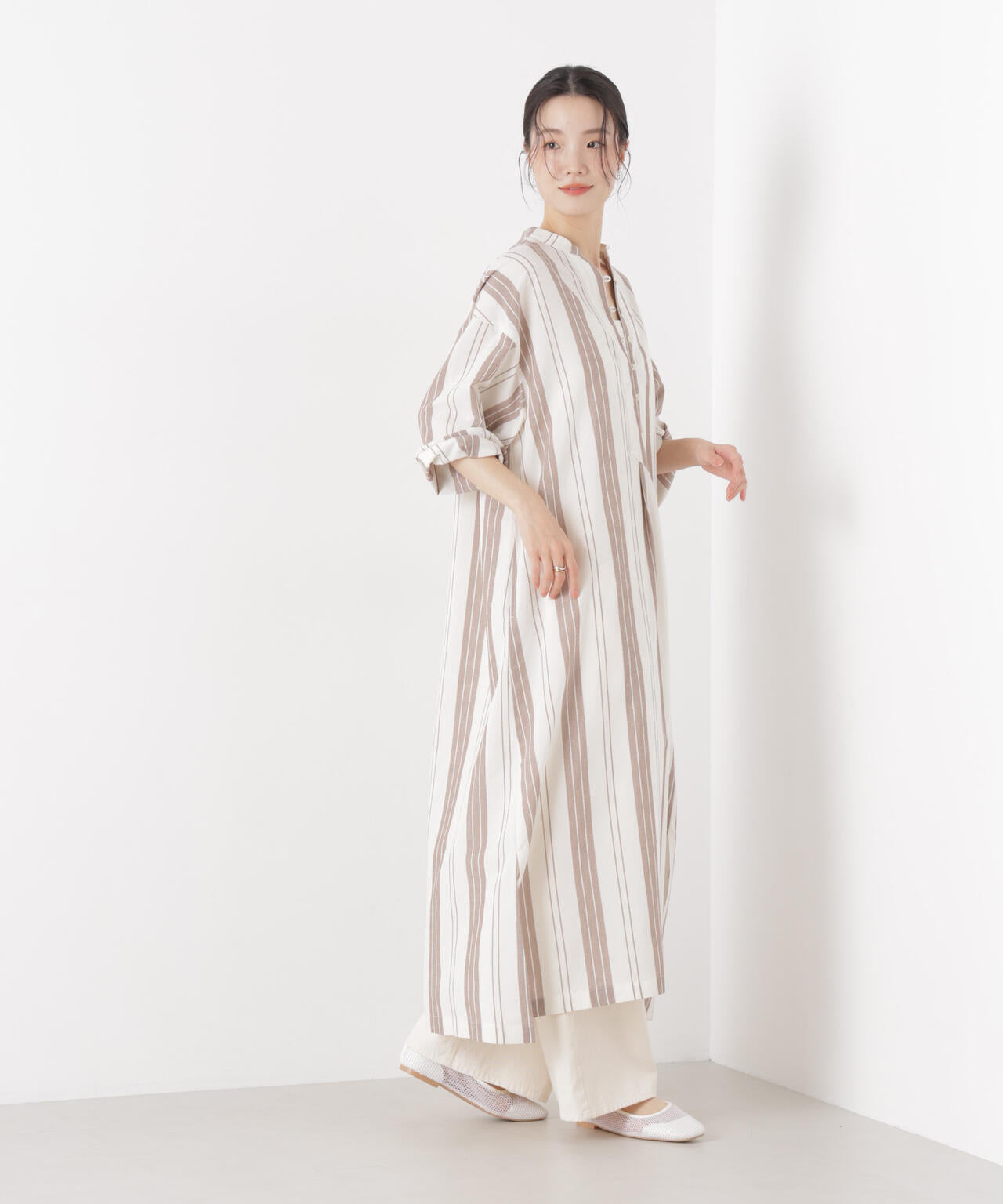 マシンウォッシャブルリネン混 スタンドカラーワンピース 6736119313